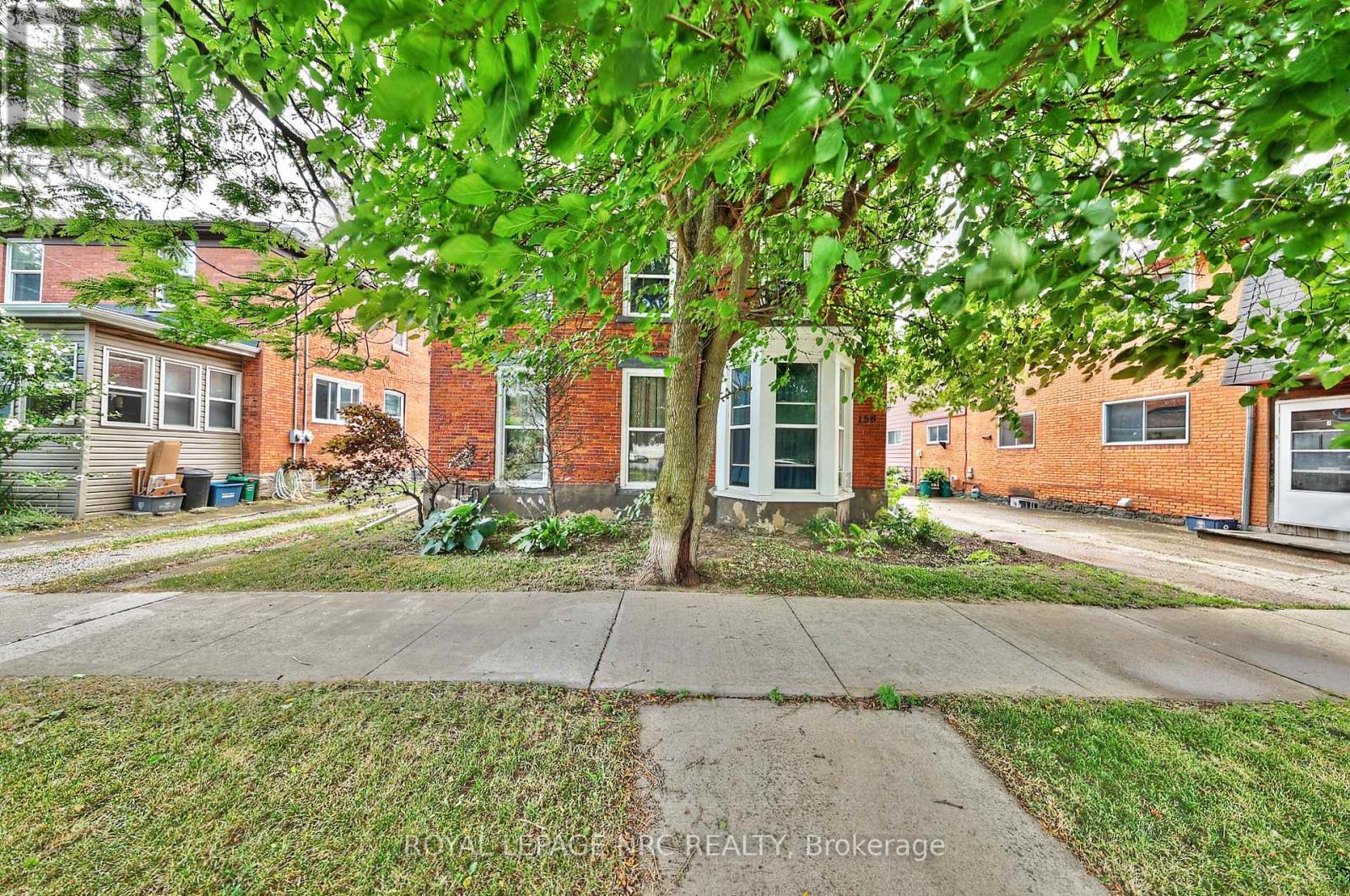 158 Lake Street, St. Catharines, Ontario  L2R 5Y7 - Photo 3 - X12295864