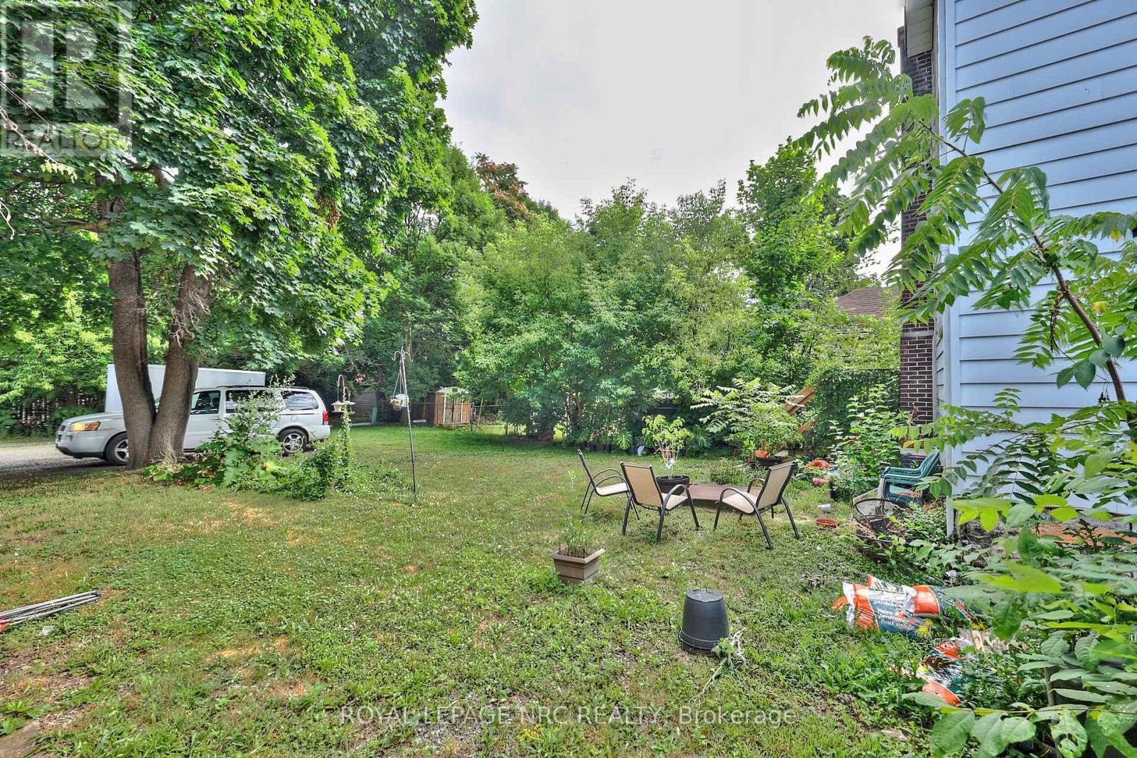 158 Lake Street, St. Catharines, Ontario  L2R 5Y7 - Photo 6 - X12295864