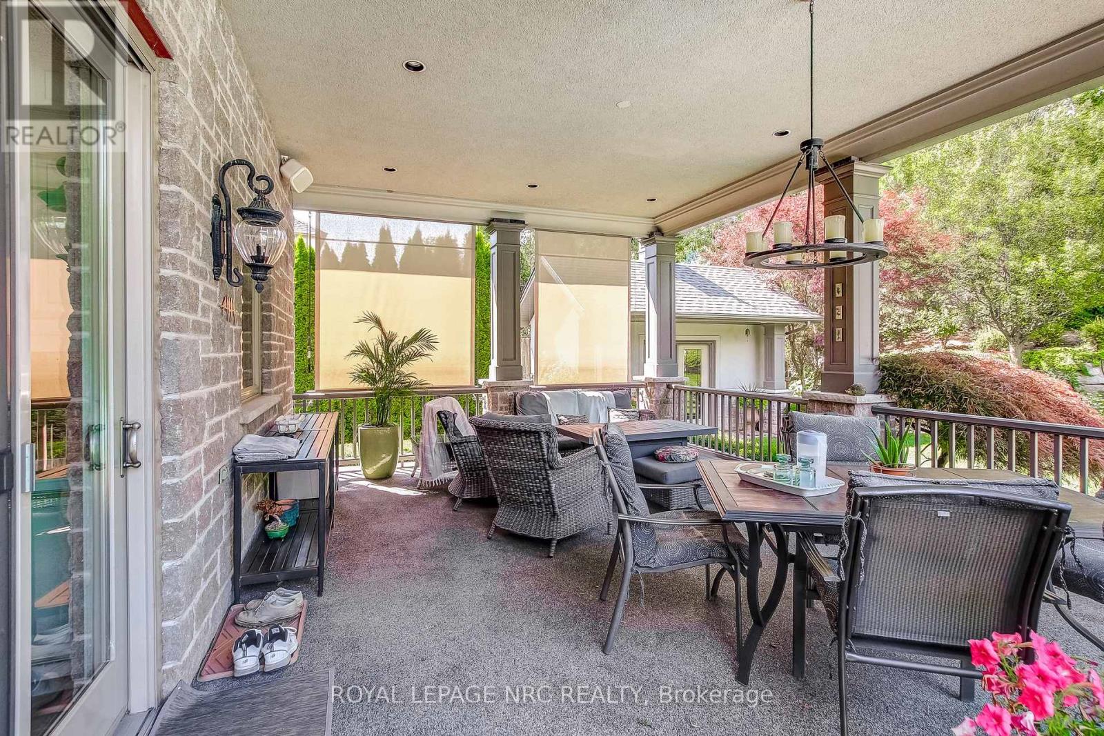 6725 Domenic Crescent, Niagara Falls, Ontario  L2J 4L5 - Photo 32 - X12298461