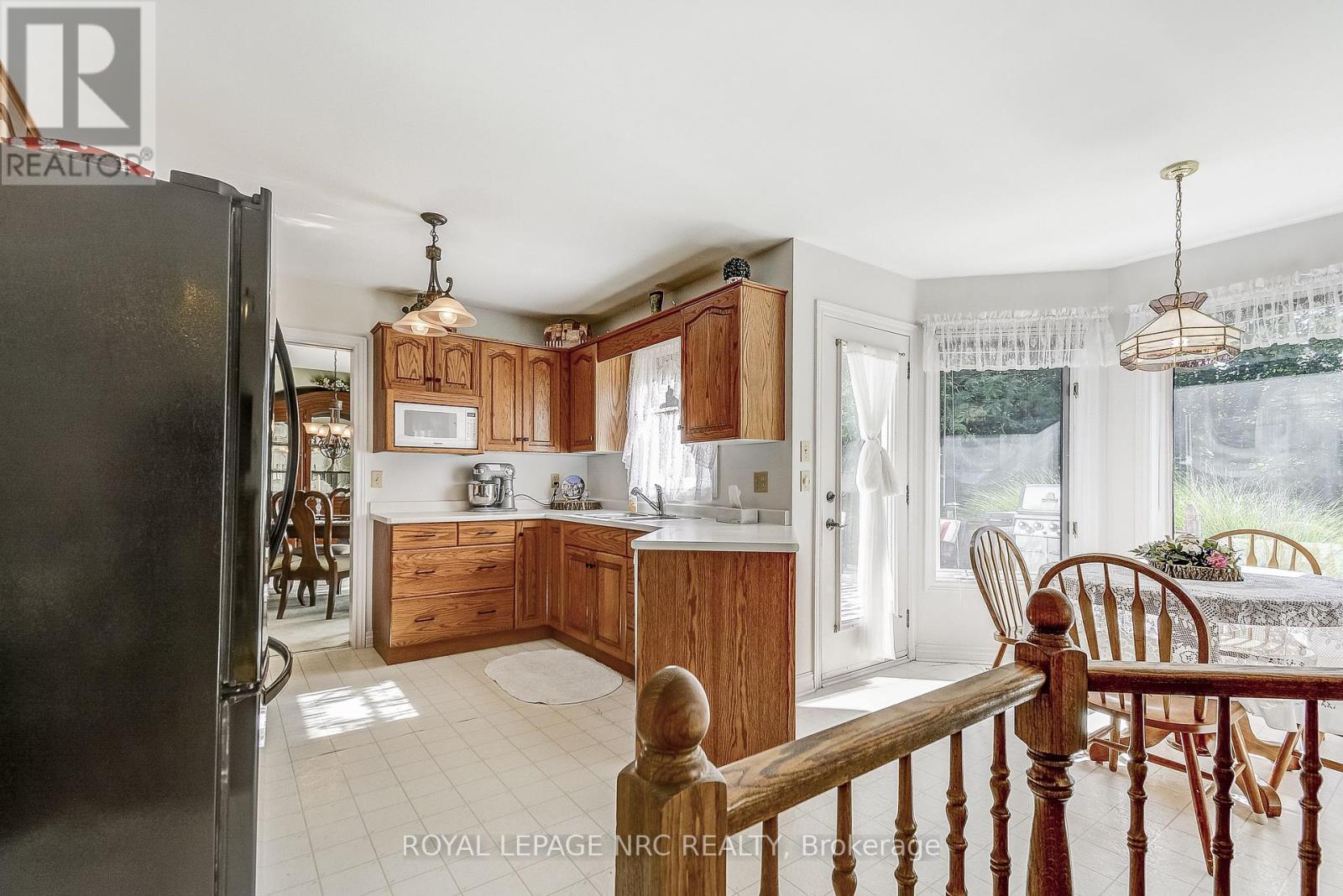 8 Hearth Court, Niagara-On-The-Lake, Ontario  L0S 1J0 - Photo 13 - X12299381