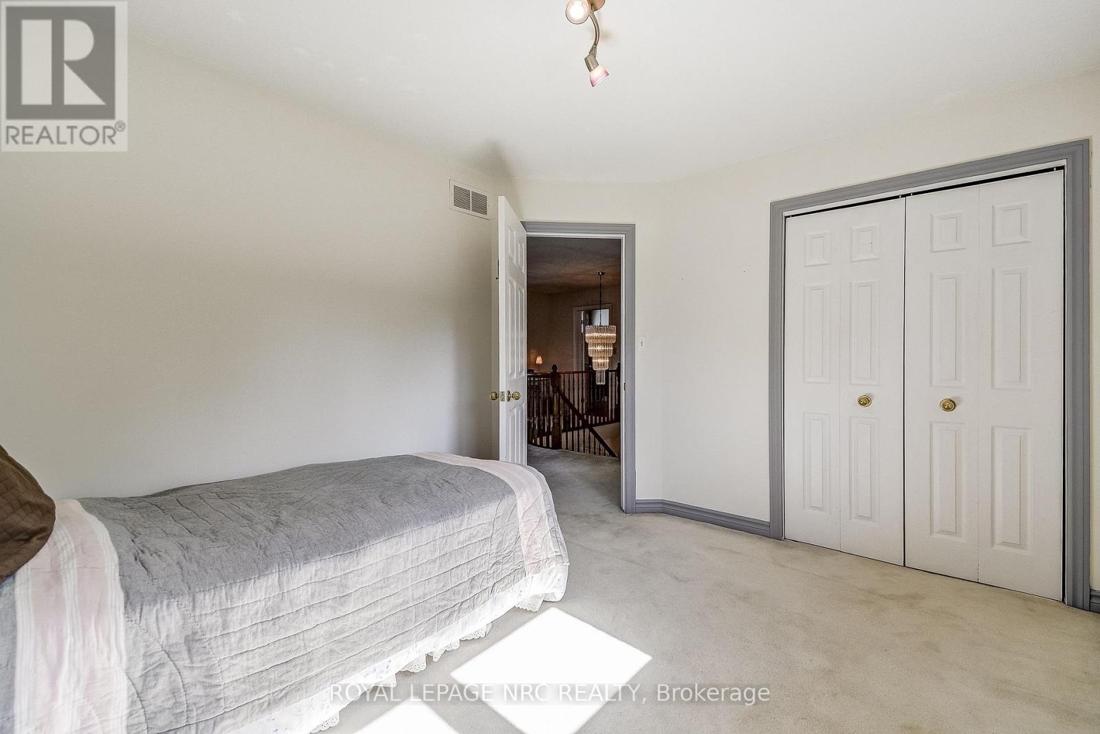 8 Hearth Court, Niagara-On-The-Lake, Ontario  L0S 1J0 - Photo 24 - X12299381