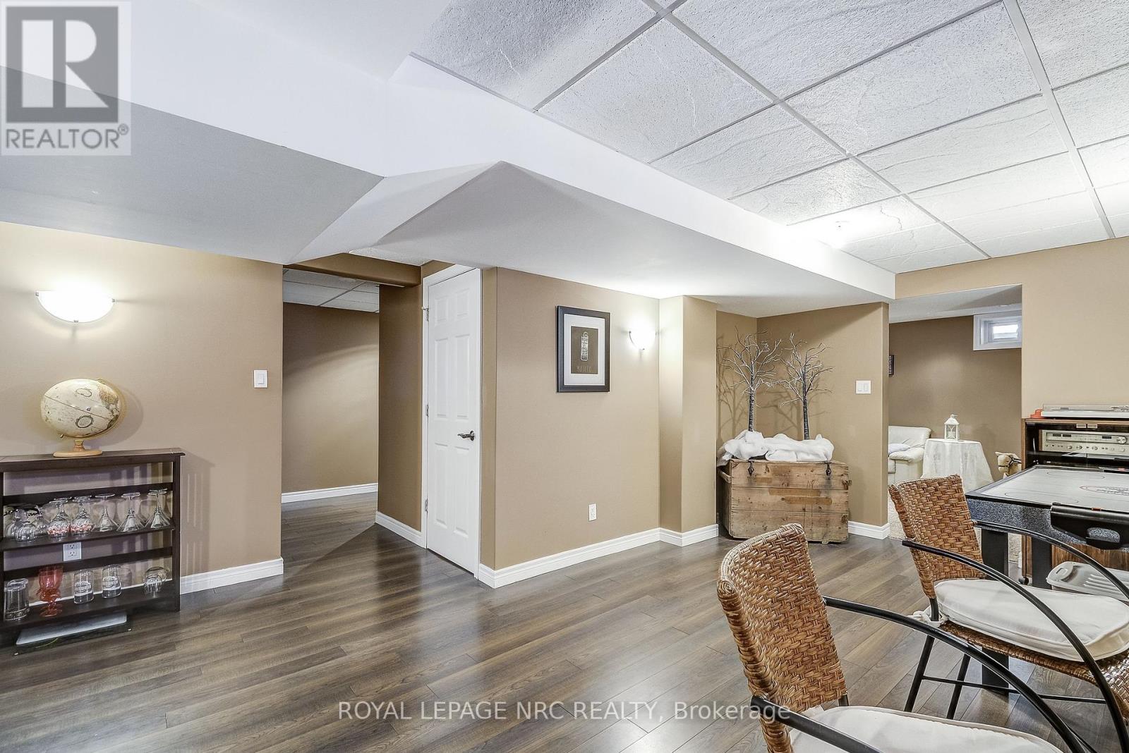 8 Hearth Court, Niagara-On-The-Lake, Ontario  L0S 1J0 - Photo 38 - X12299381