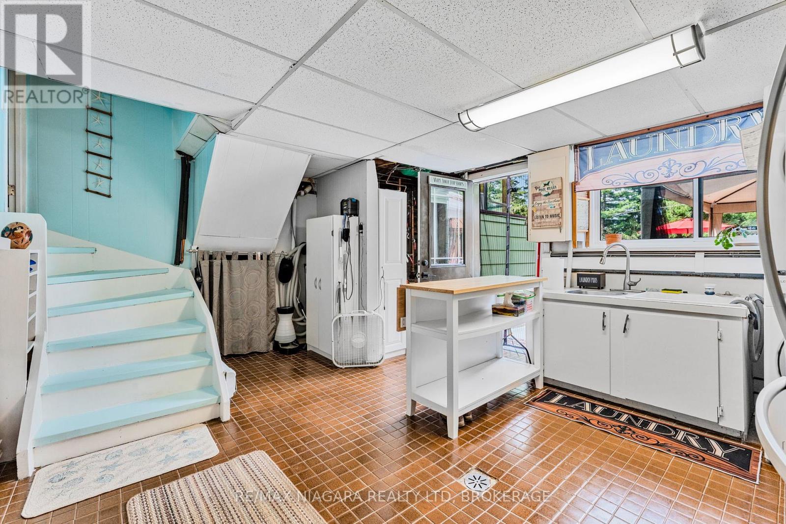 671 Ridge Road N, Fort Erie, Ontario  L0S 1N0 - Photo 31 - X12301610