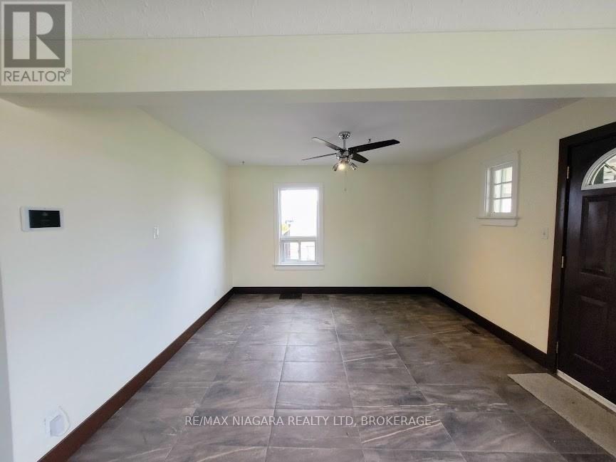 6476 Maranda Street, Niagara Falls, Ontario  L2G 1Z7 - Photo 6 - X12302365