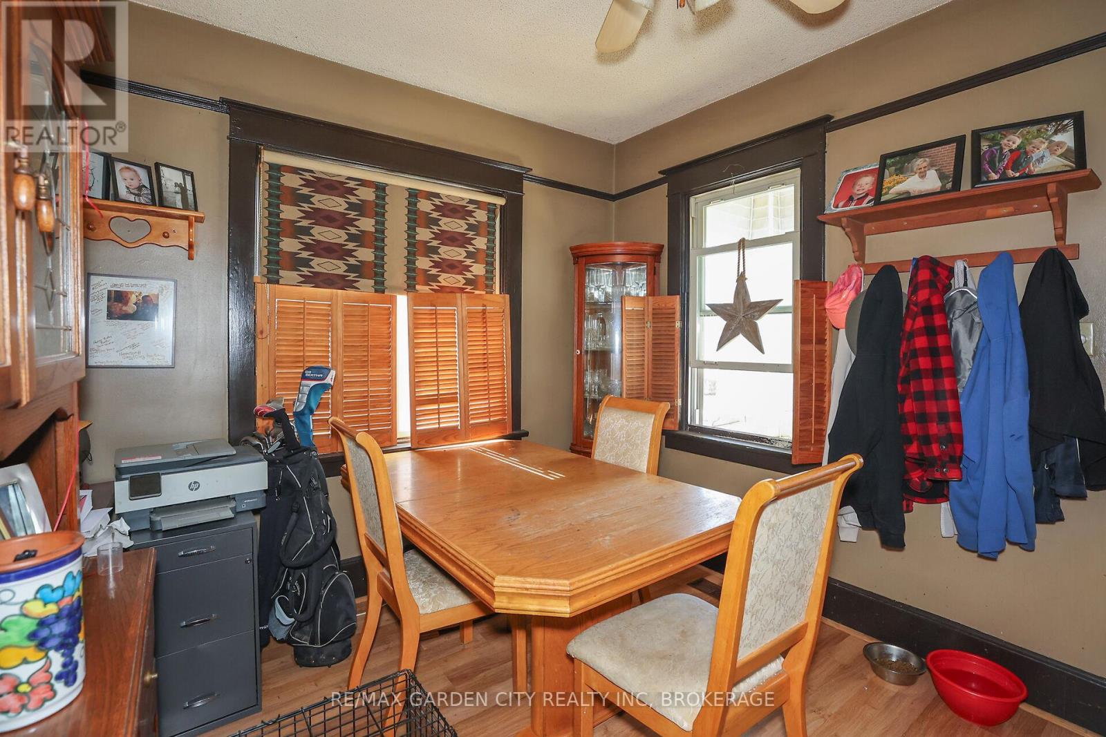 244 Niagara Street, St. Catharines, Ontario  L2M 4V6 - Photo 7 - X12304095