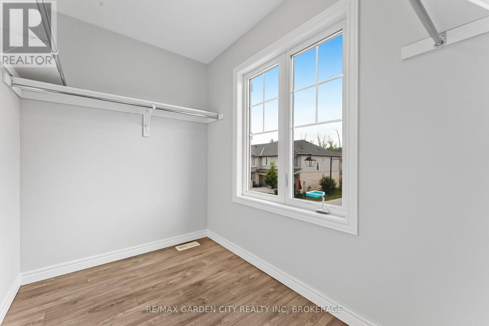 4 - 340 Prospect Point Road N, Fort Erie, Ontario  L0S 1N0 - Photo 17 - X12307410