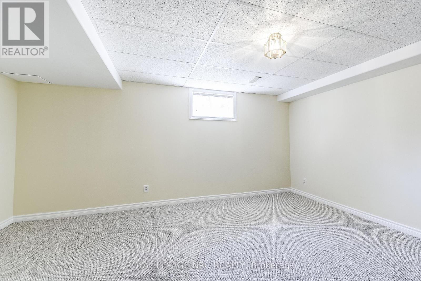 12 - 92 Loretta Drive, Niagara-On-The-Lake, Ontario  L0S 1T0 - Photo 26 - X12307668