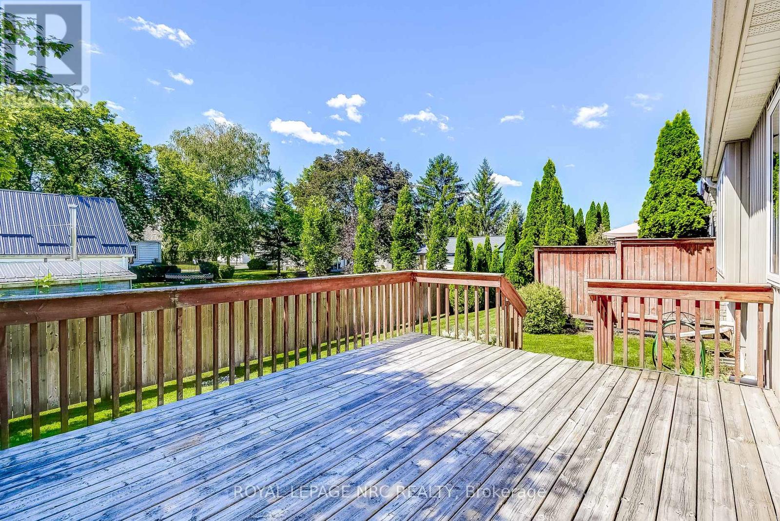 12 - 92 Loretta Drive, Niagara-On-The-Lake, Ontario  L0S 1T0 - Photo 30 - X12307668