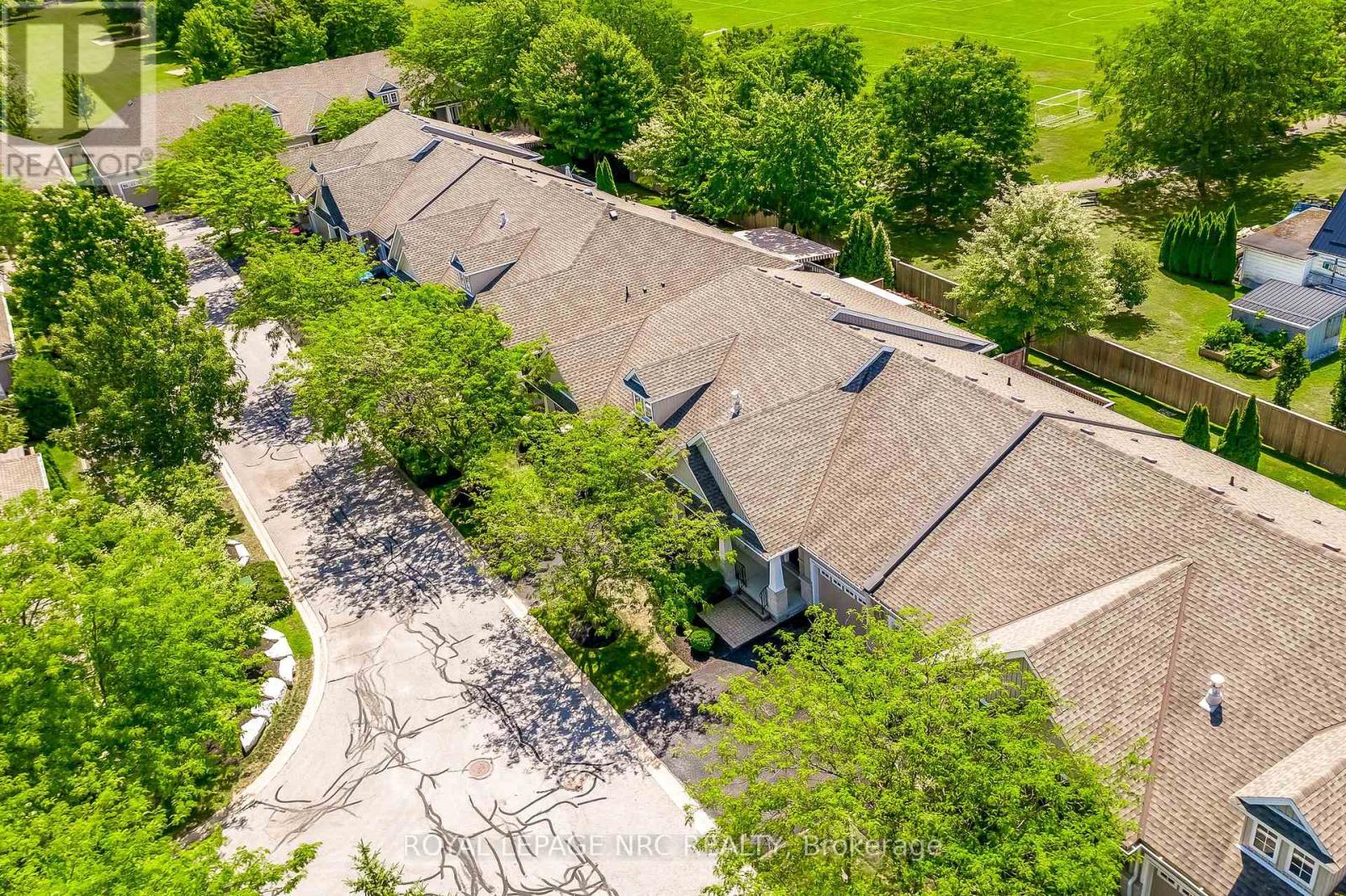 12 - 92 Loretta Drive, Niagara-On-The-Lake, Ontario  L0S 1T0 - Photo 38 - X12307668