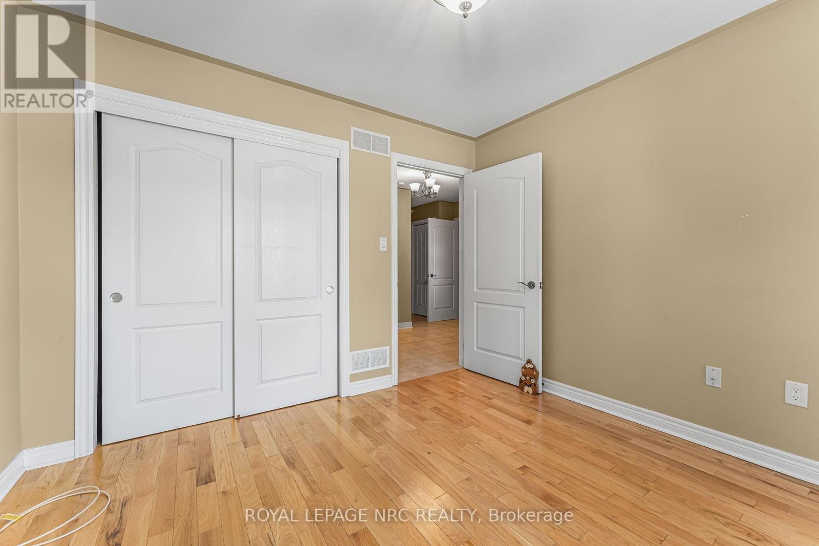 48 Bridgewater Court, Welland, Ontario  L3C 7M6 - Photo 14 - X12307873