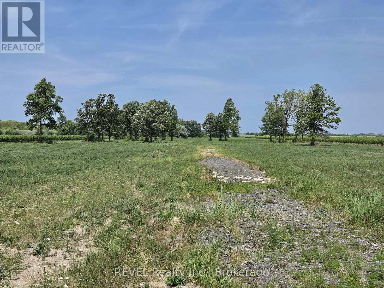 240 Eastchester Avenue, Niagara-On-The-Lake, Ontario  L0S 1J0 - Photo 11 - X12310379