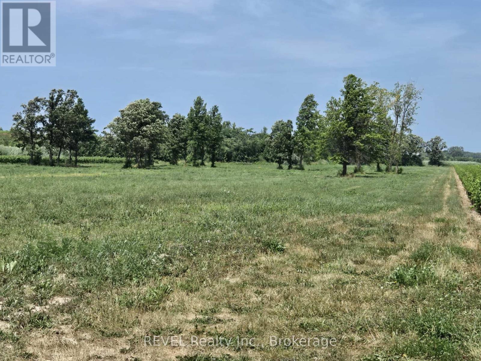 240 Eastchester Avenue, Niagara-On-The-Lake, Ontario  L0S 1J0 - Photo 14 - X12310379