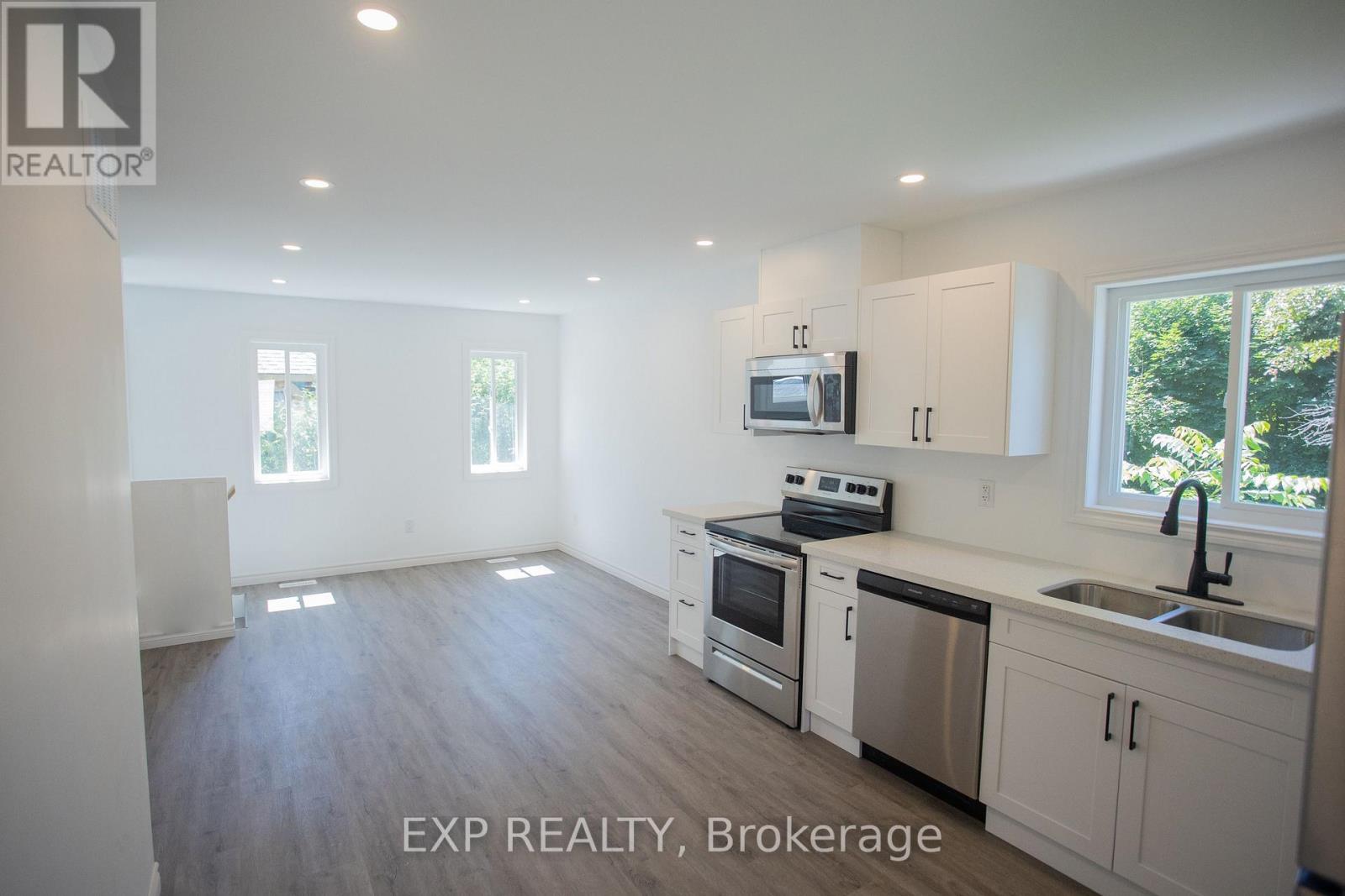 277 Grove Street E, Barrie, Ontario  L4M 2R2 - Photo 10 - S12312231