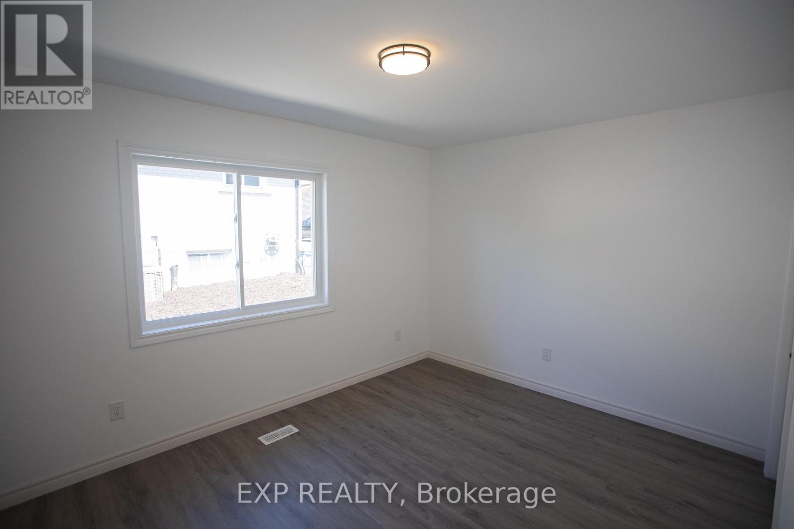 277 Grove Street E, Barrie, Ontario  L4M 2R2 - Photo 14 - S12312231