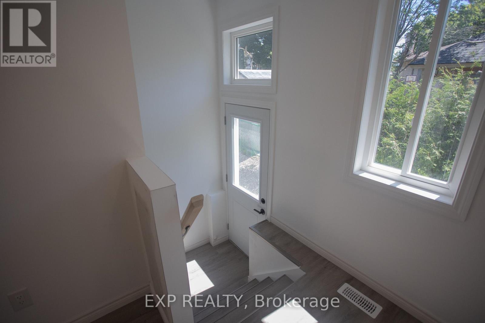 277 Grove Street E, Barrie, Ontario  L4M 2R2 - Photo 15 - S12312231