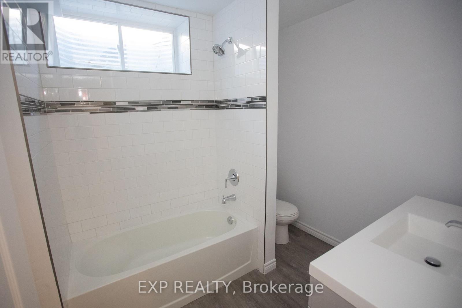 277 Grove Street E, Barrie, Ontario  L4M 2R2 - Photo 23 - S12312231