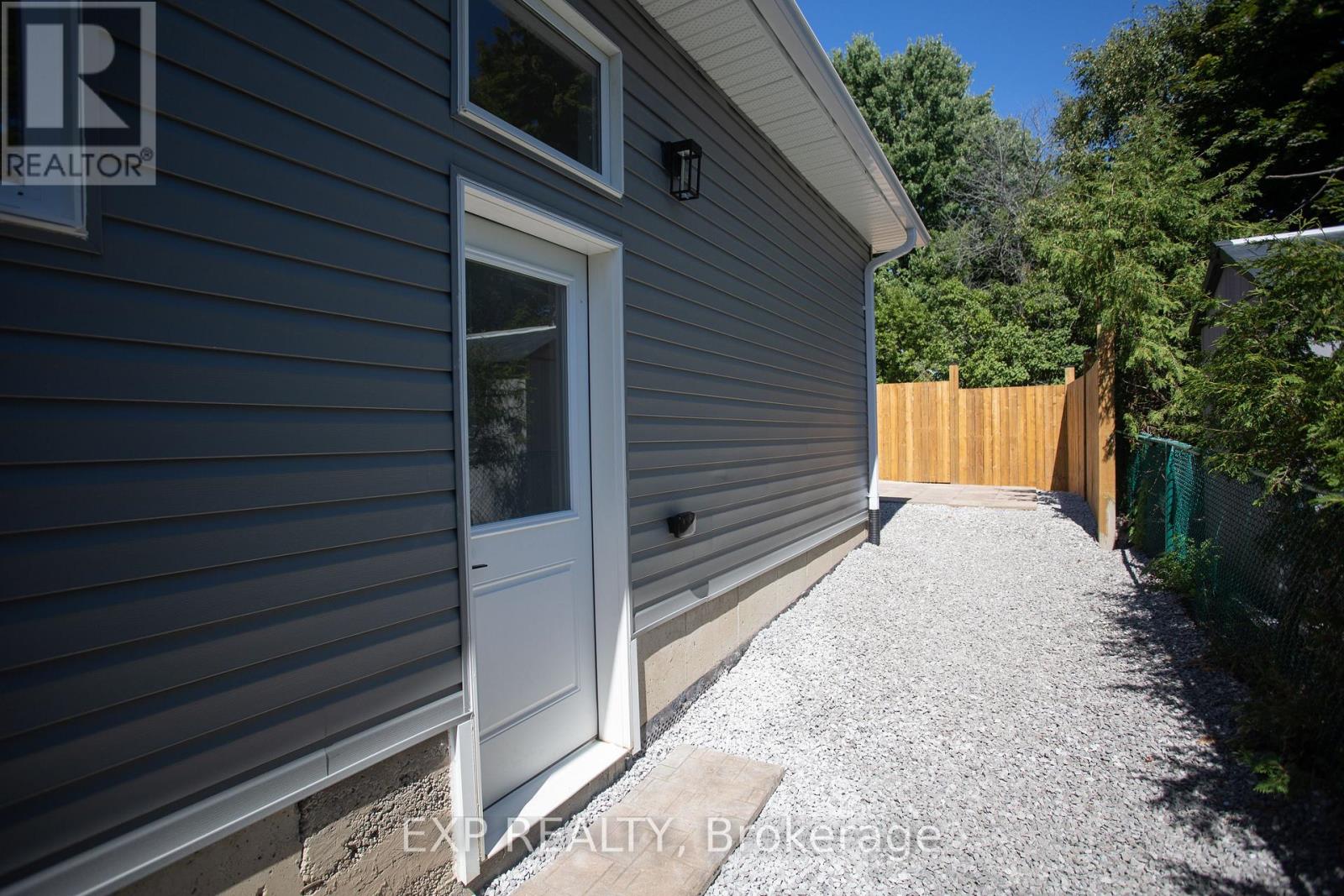 277 Grove Street E, Barrie, Ontario  L4M 2R2 - Photo 25 - S12312231