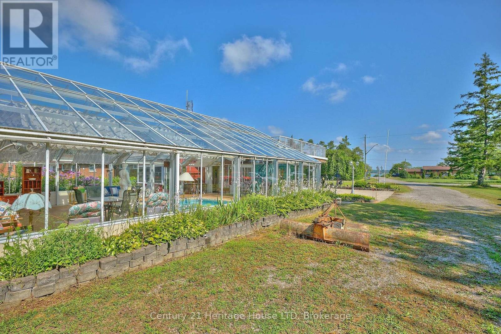 2229 Houck Crescent, Fort Erie, Ontario  L2A 5M4 - Photo 36 - X12313144