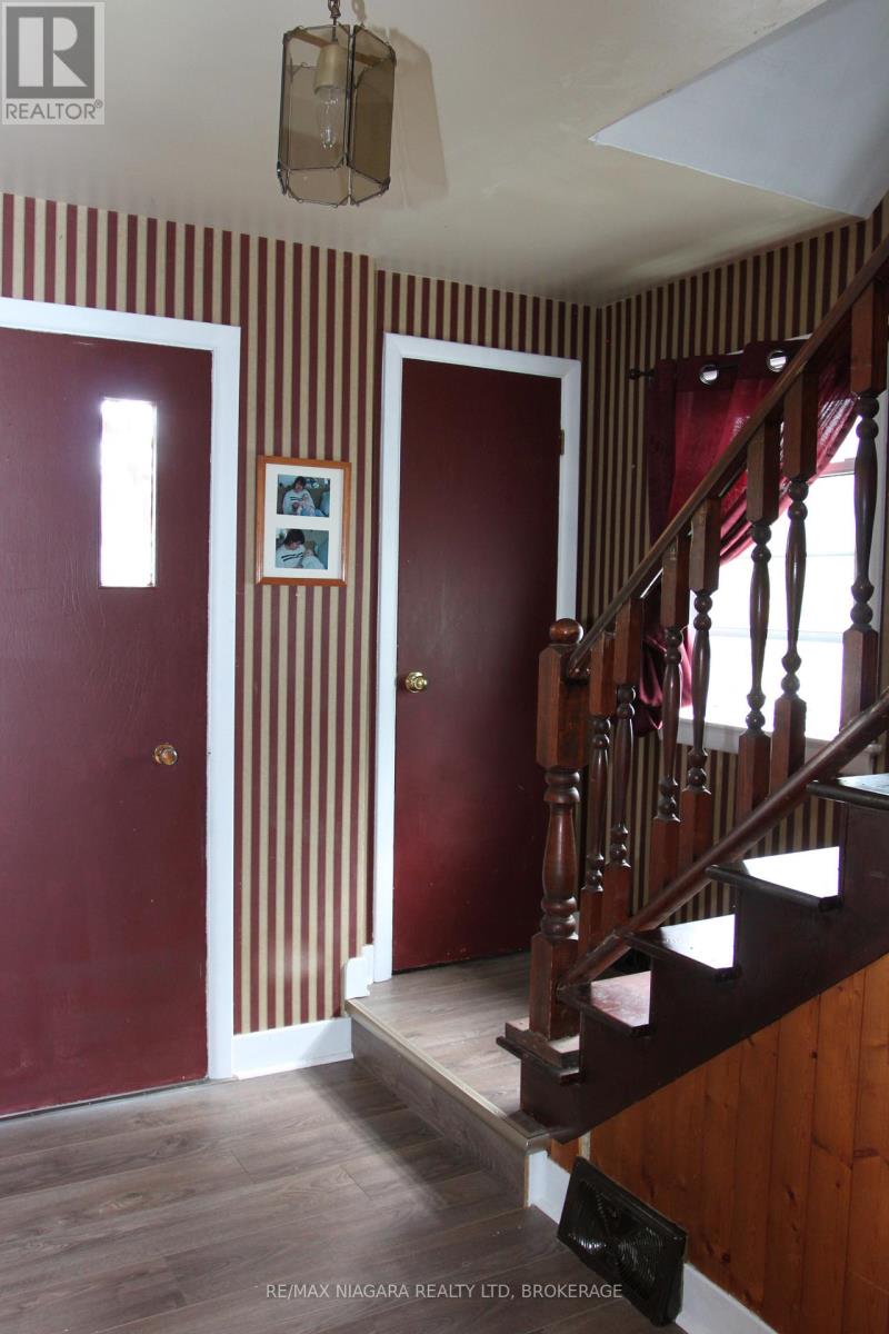 21 Highland Avenue, Fort Erie, Ontario  L2A 2X6 - Photo 21 - X12313299