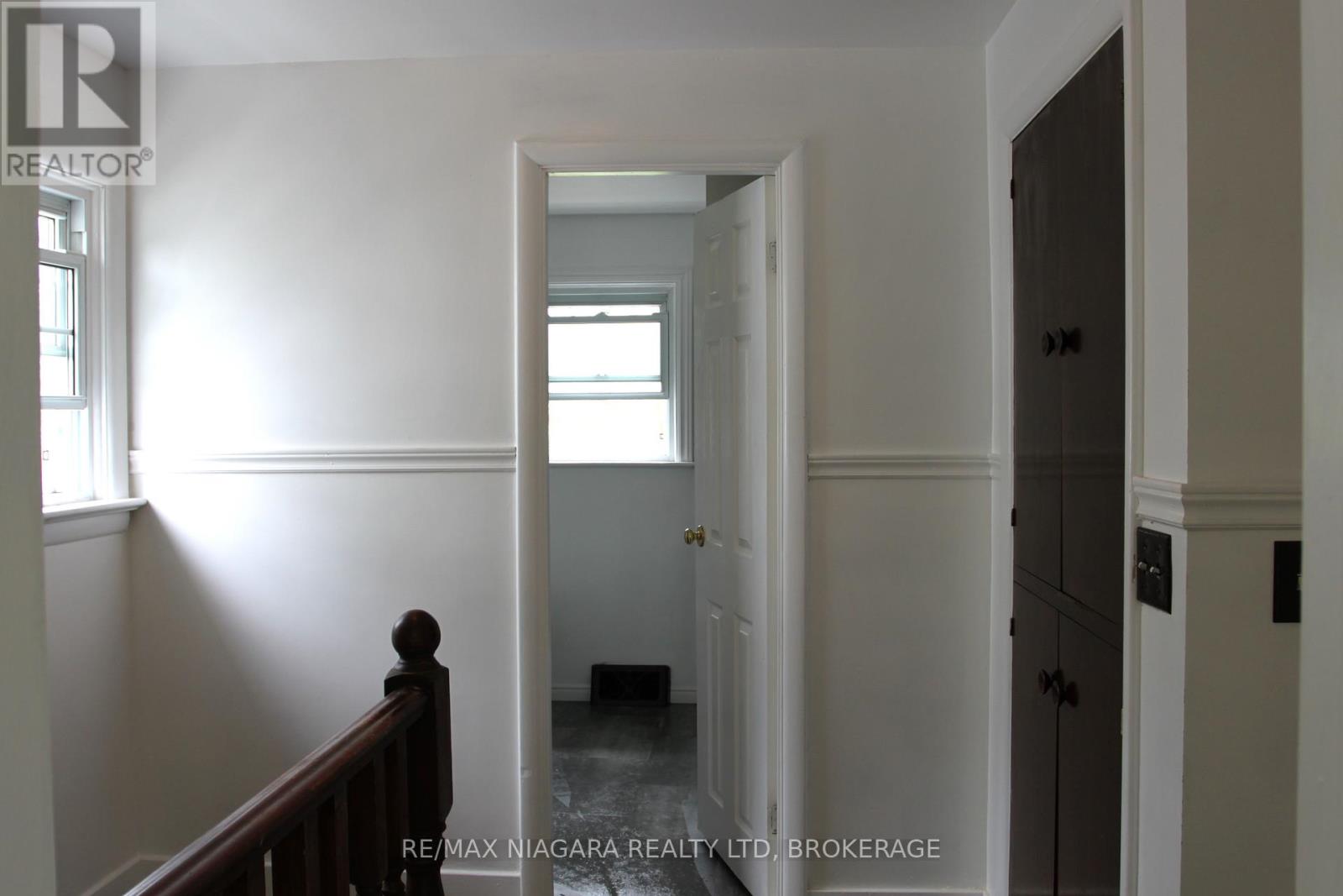 21 Highland Avenue, Fort Erie, Ontario  L2A 2X6 - Photo 22 - X12313299