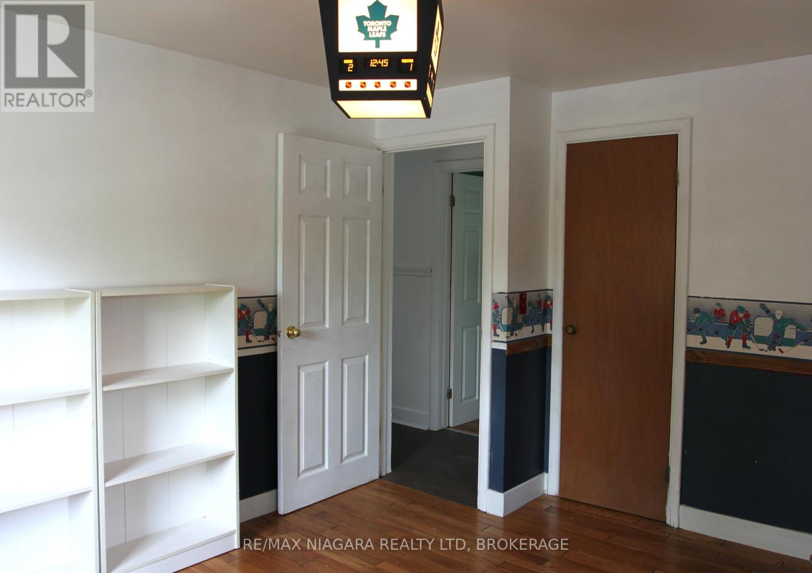 21 Highland Avenue, Fort Erie, Ontario  L2A 2X6 - Photo 35 - X12313299