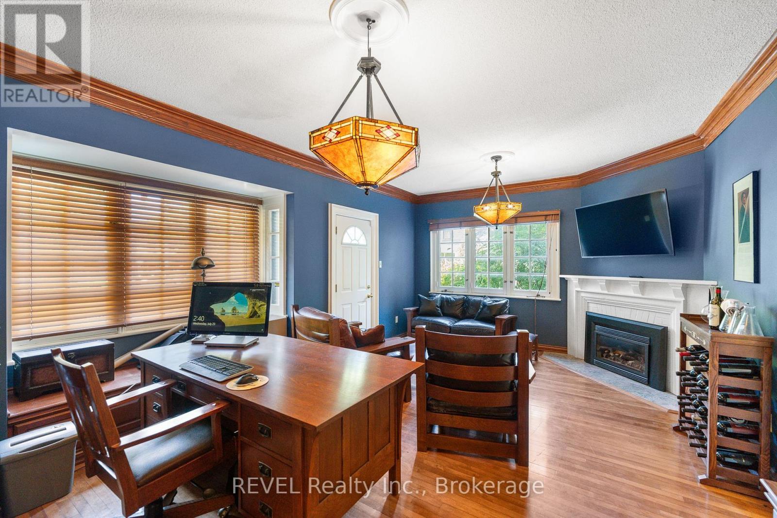 166 Queen Street, Niagara-On-The-Lake, Ontario  L0S 1J0 - Photo 19 - X12313748