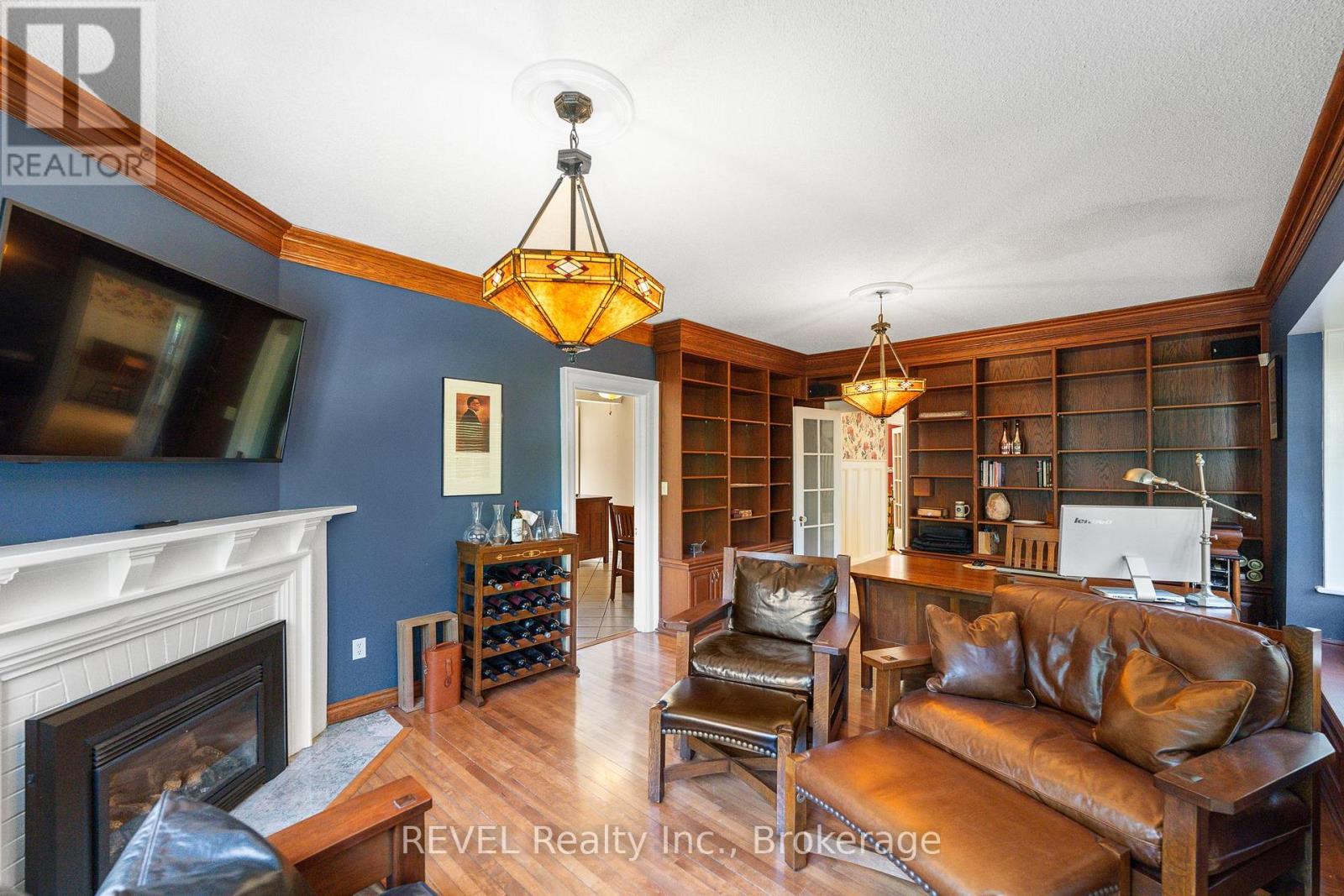 166 Queen Street, Niagara-On-The-Lake, Ontario  L0S 1J0 - Photo 20 - X12313748