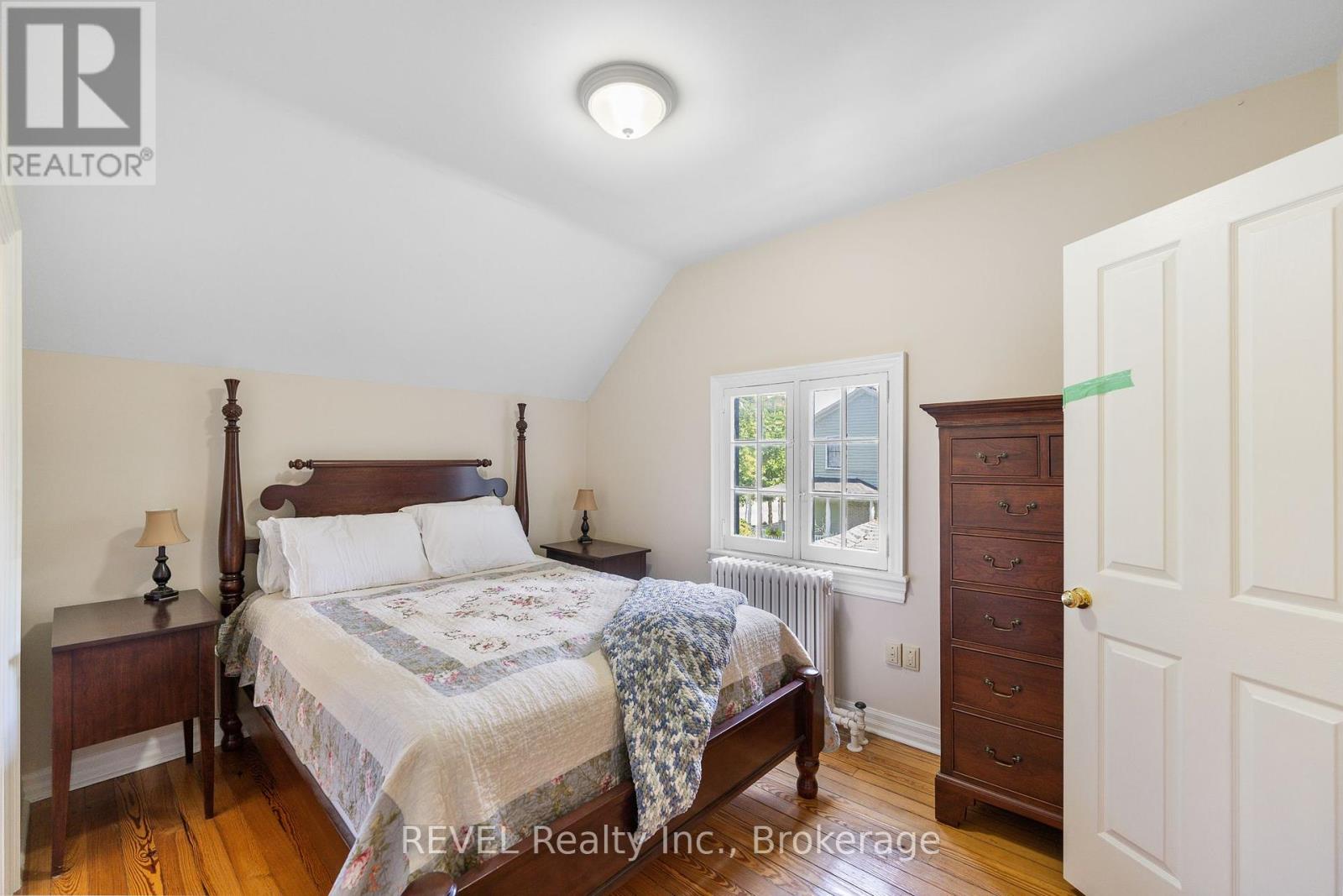 166 Queen Street, Niagara-On-The-Lake, Ontario  L0S 1J0 - Photo 29 - X12313748