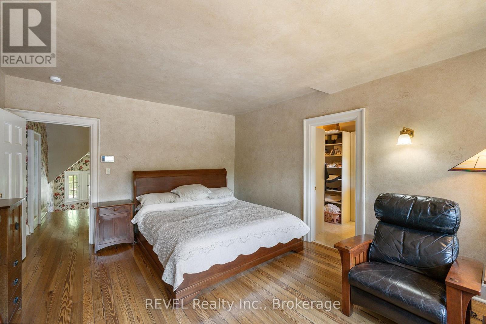 166 Queen Street, Niagara-On-The-Lake, Ontario  L0S 1J0 - Photo 32 - X12313748