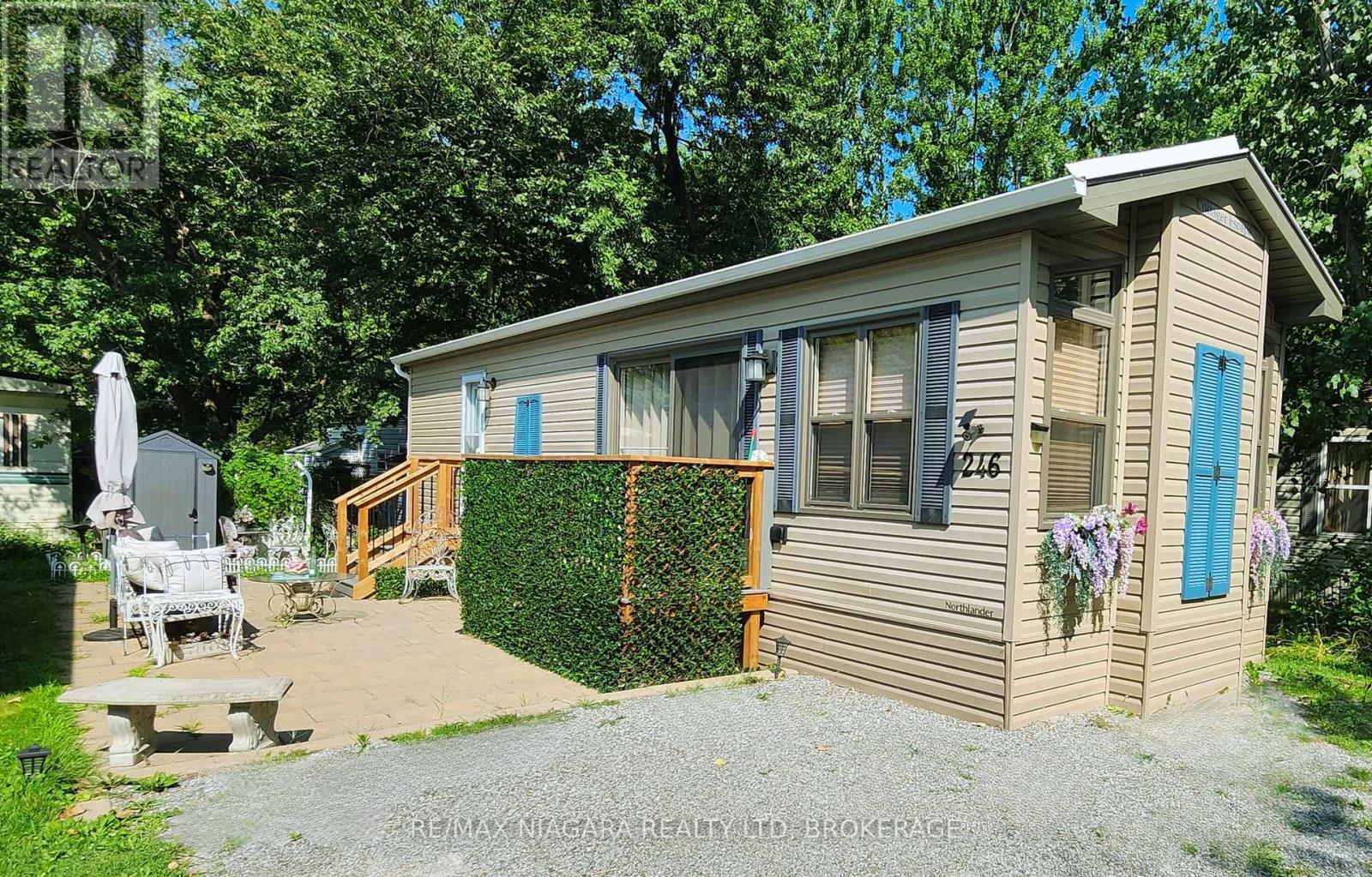 246 - 8845 LUNDY'S LANE, Niagara Falls, Ontario