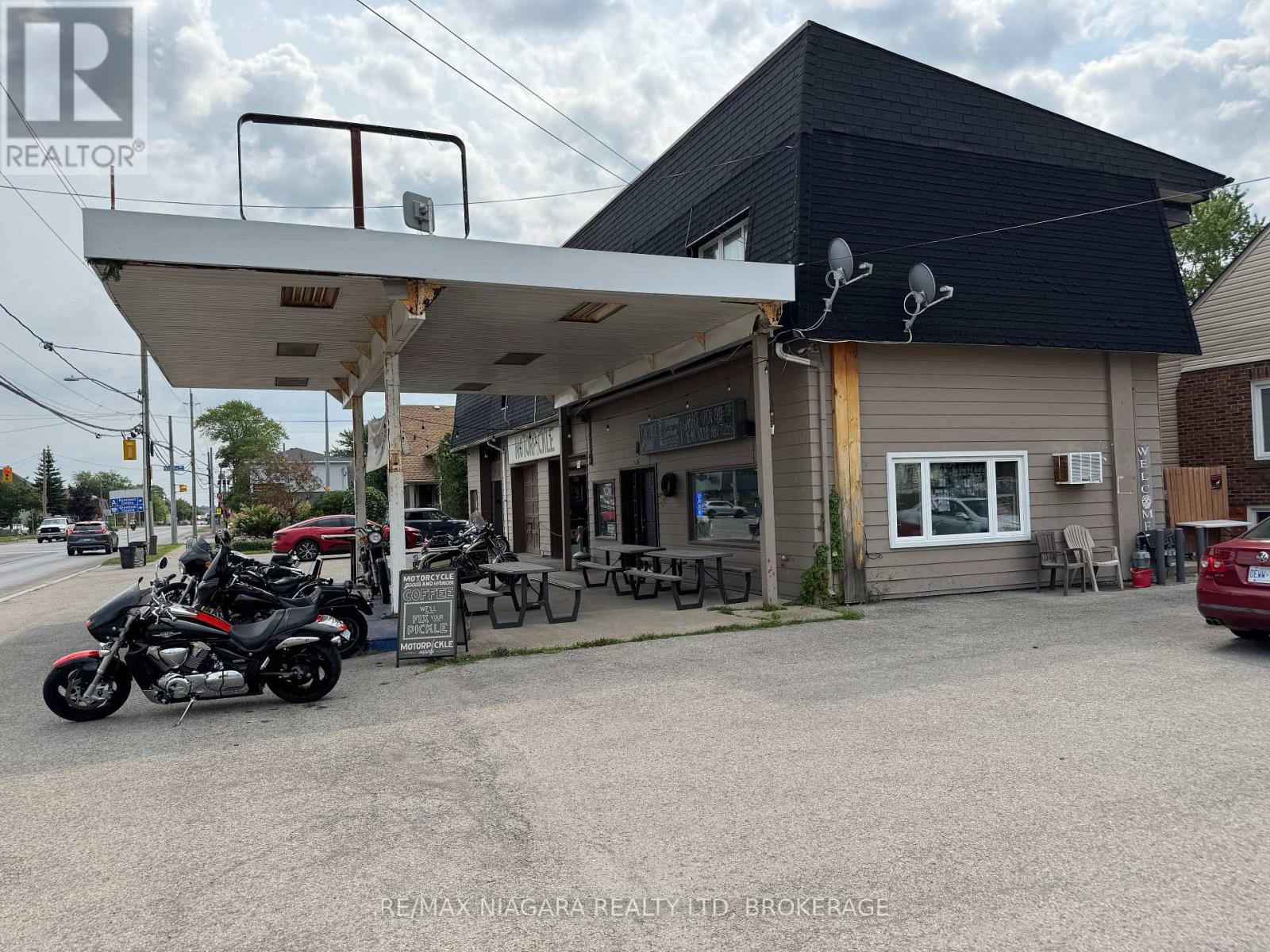 496 Main Street W, Port Colborne, Ontario  L3K 3W4 - Photo 2 - X12315591