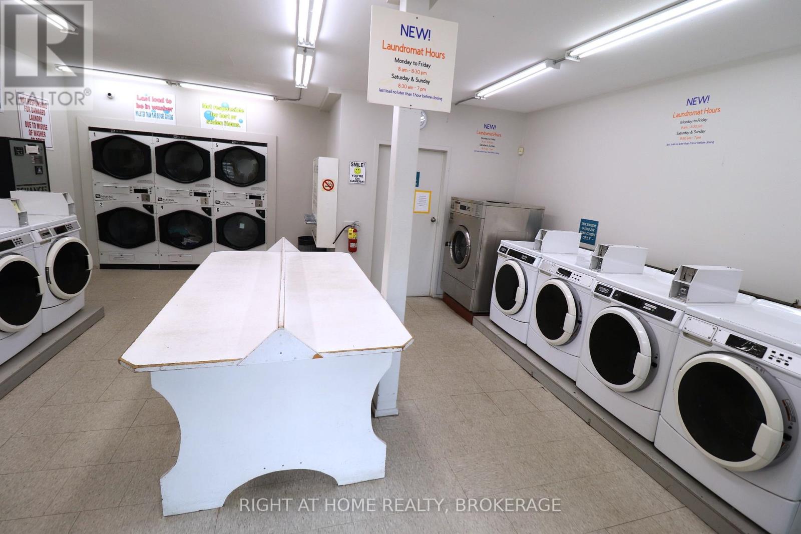 36 Nickel Street, Port Colborne, Ontario  L3K 1B2 - Photo 4 - X12316262