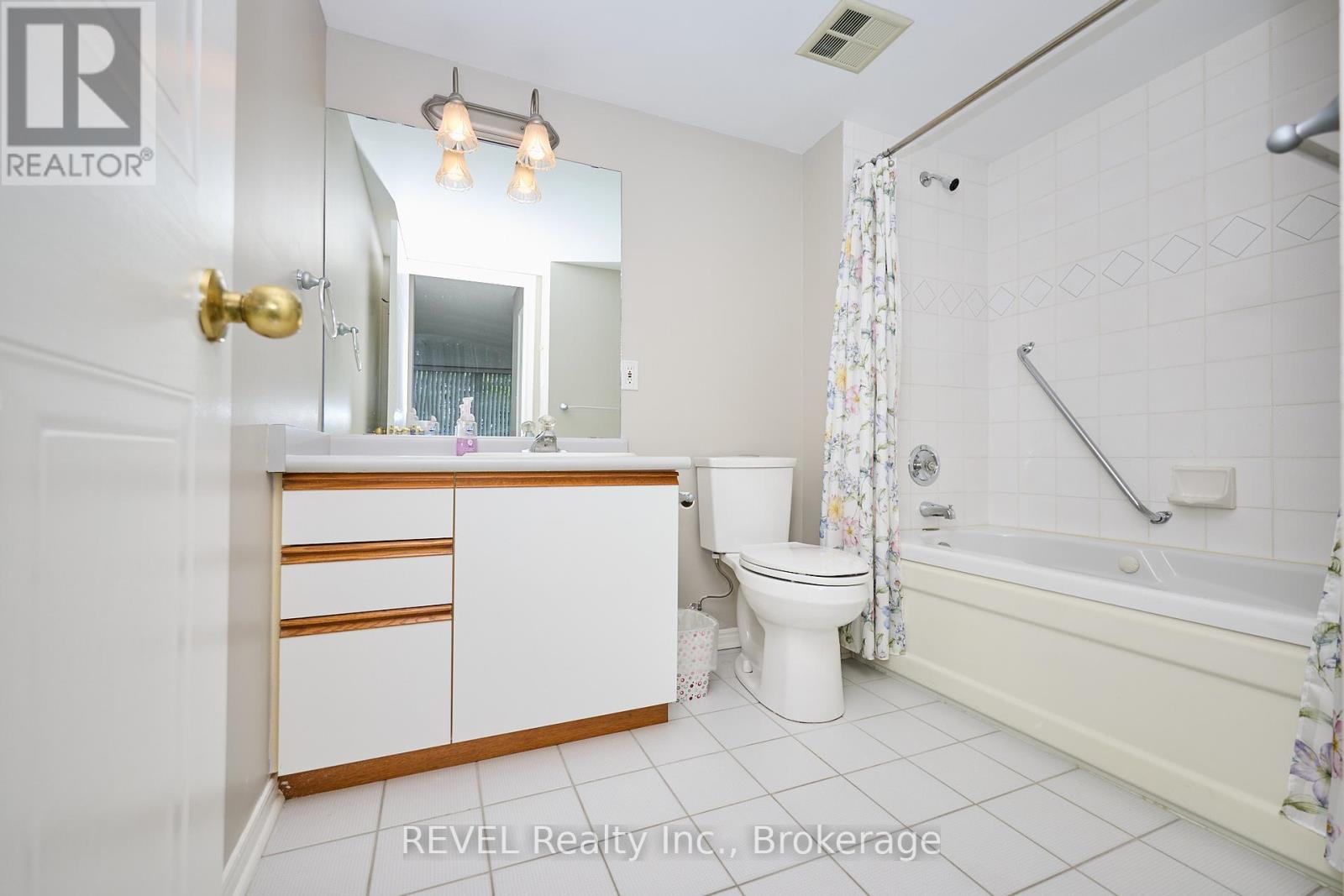 206 - 5100 Dorchester Road, Niagara Falls, Ontario  L2E 7H4 - Photo 20 - X12316778