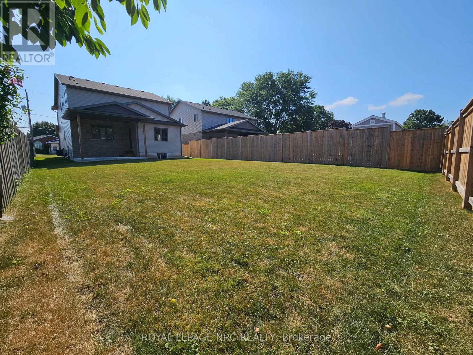 4705 Lee Avenue, Niagara Falls, Ontario  L2H 1M7 - Photo 13 - X12319292