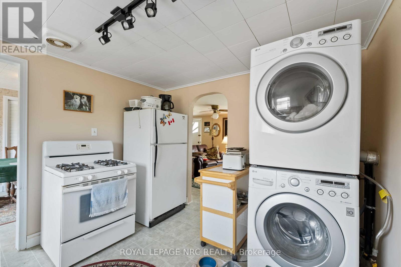 2964 Hyman Avenue, Fort Erie, Ontario  L0S 1N0 - Photo 17 - X12319641