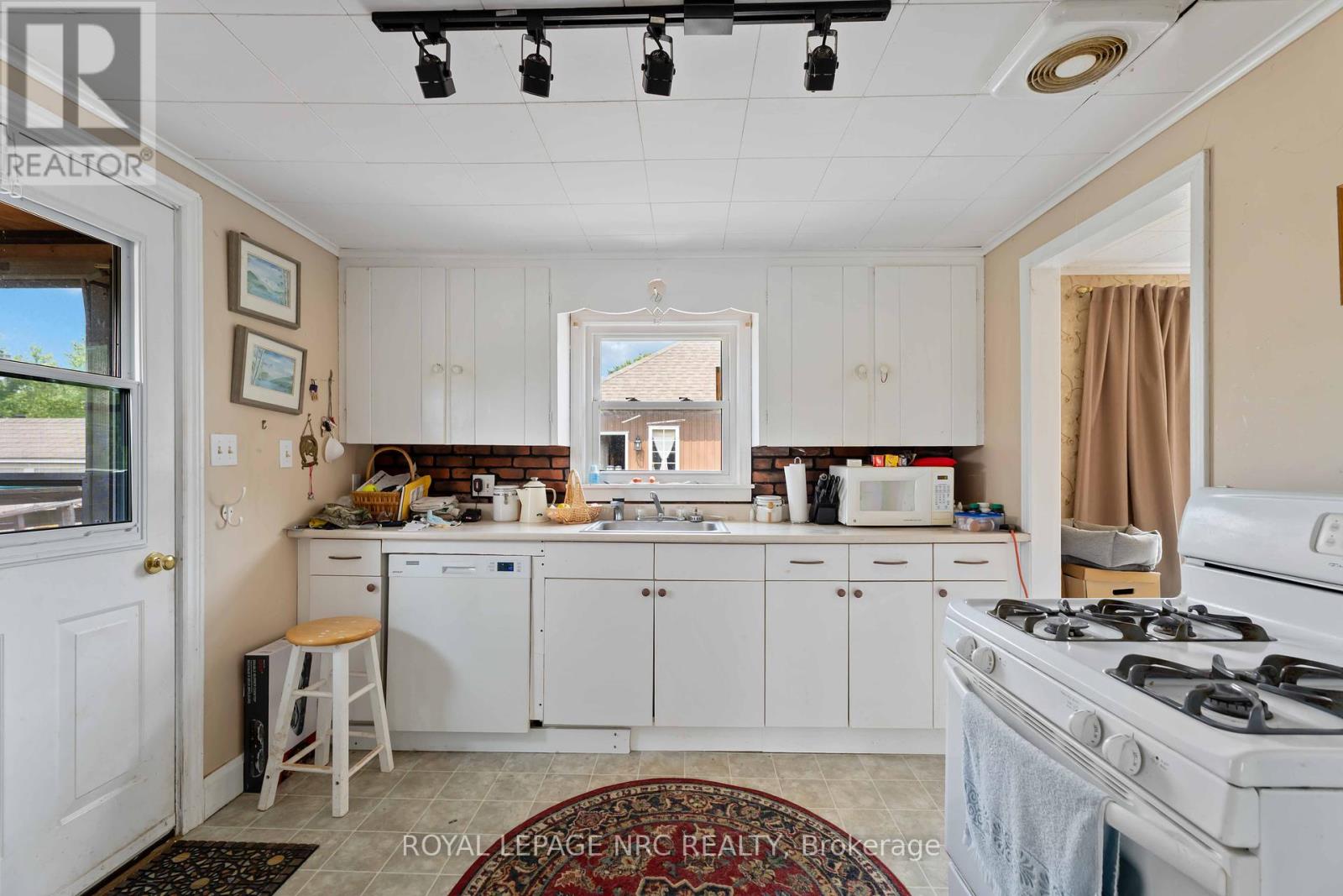 2964 Hyman Avenue, Fort Erie, Ontario  L0S 1N0 - Photo 18 - X12319641