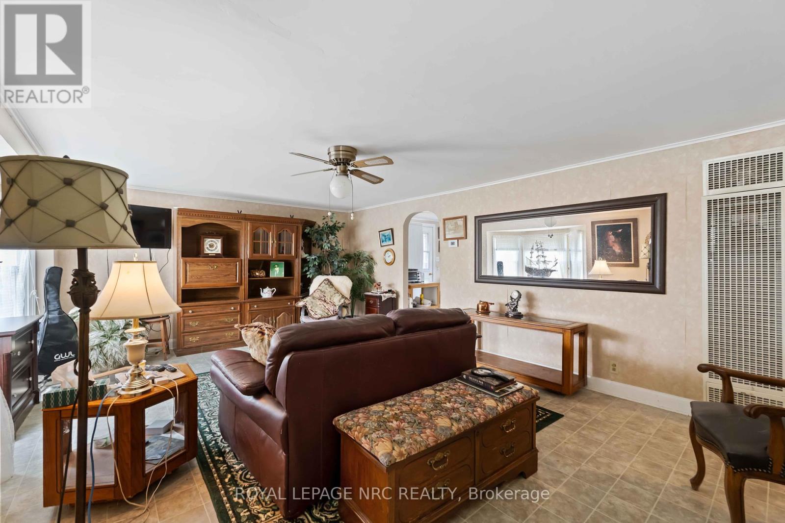 2964 Hyman Avenue, Fort Erie, Ontario  L0S 1N0 - Photo 7 - X12319641