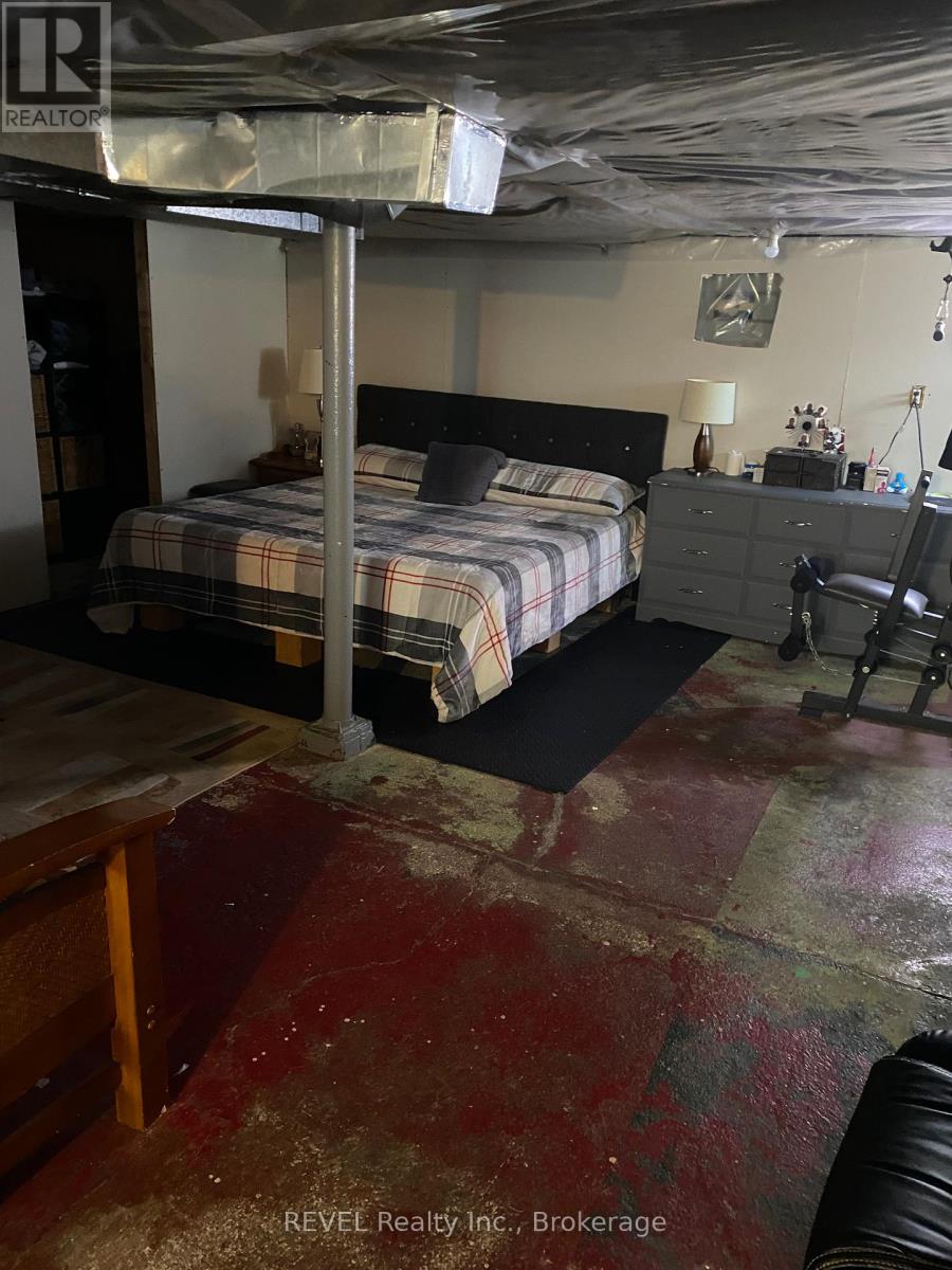 248 High Street, Fort Erie, Ontario  L2A 3R3 - Photo 4 - X12320242