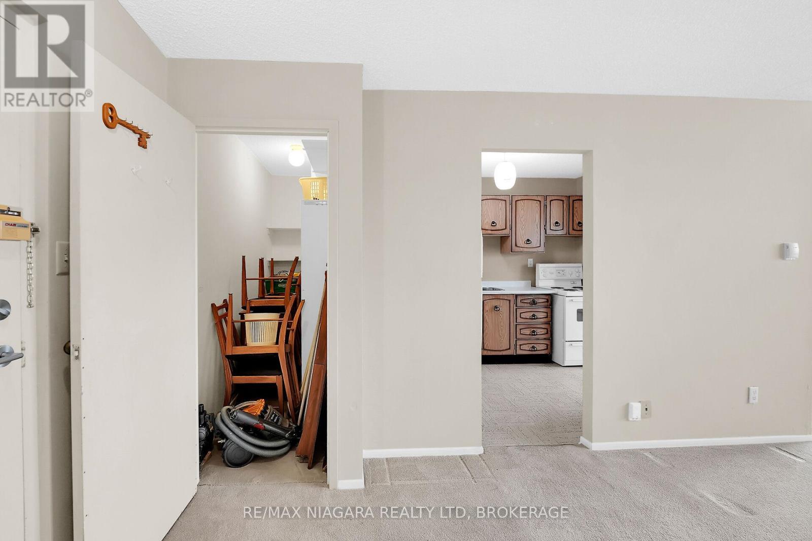 1003 - 365 Geneva Street, St. Catharines, Ontario  L2N 5S7 - Photo 19 - X12321275