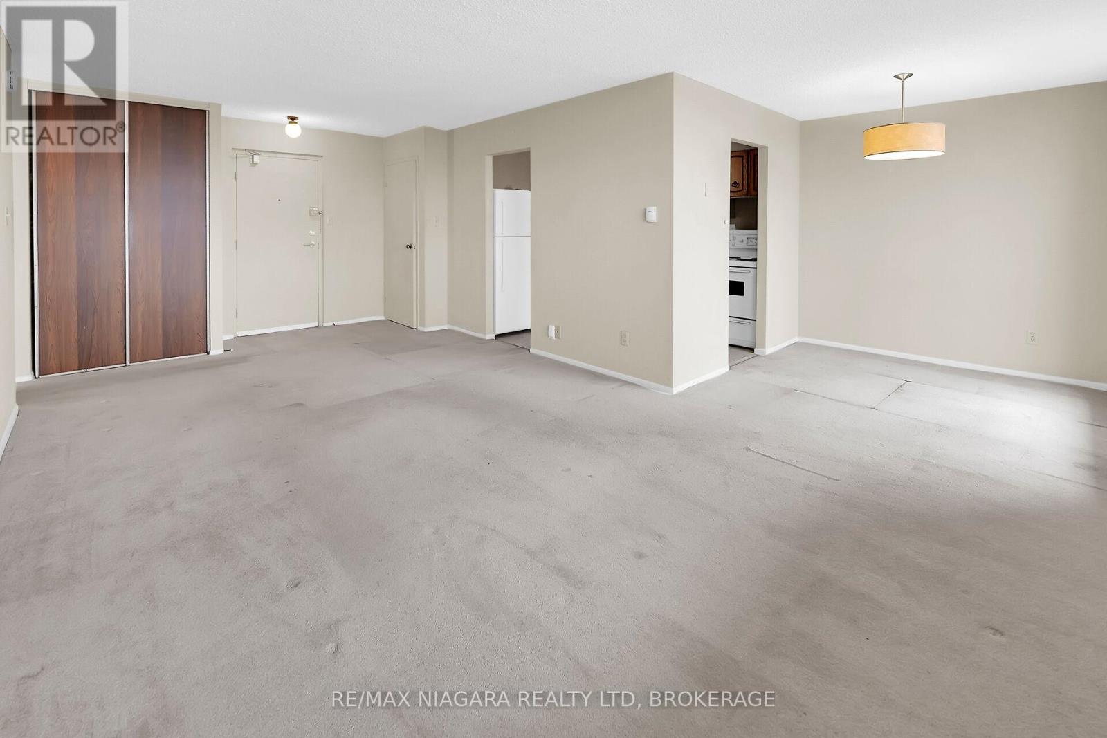 1003 - 365 Geneva Street, St. Catharines, Ontario  L2N 5S7 - Photo 9 - X12321275