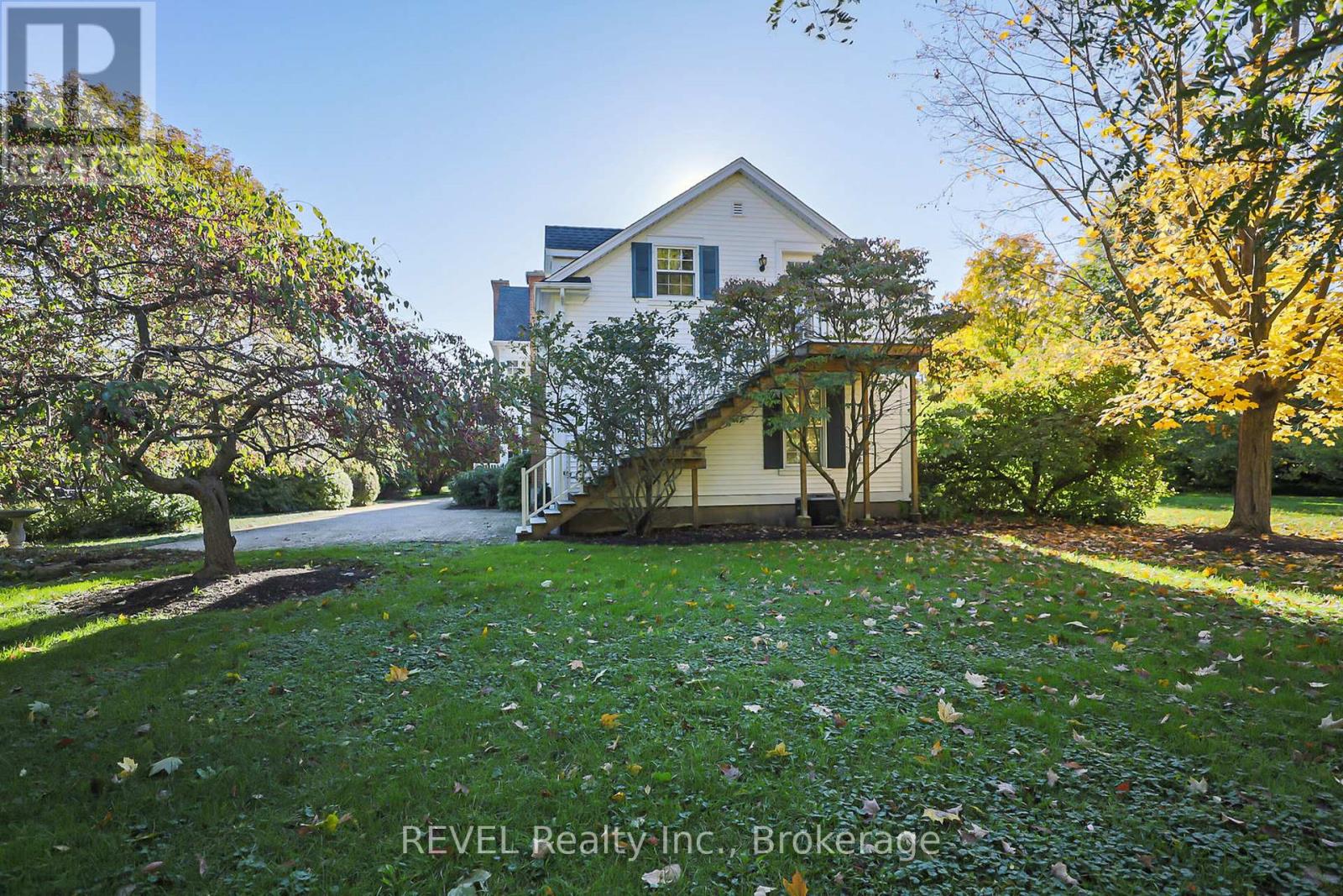 411 Victoria Street, Niagara-On-The-Lake, Ontario  L0S 1J0 - Photo 34 - X12322733