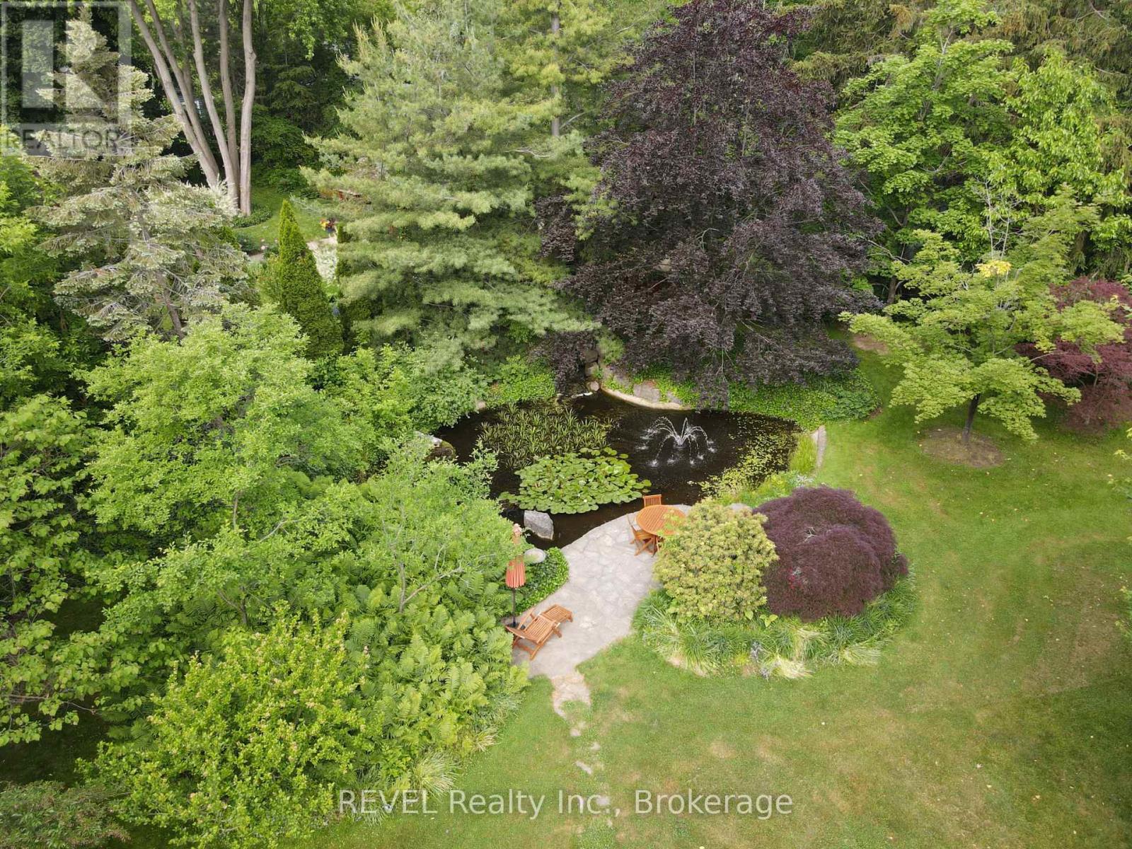 411 Victoria Street, Niagara-On-The-Lake, Ontario  L0S 1J0 - Photo 39 - X12322733