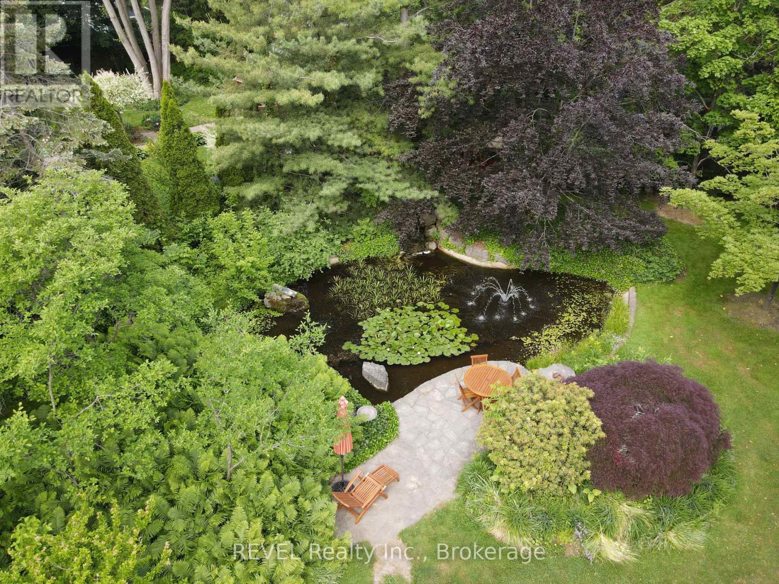 411 Victoria Street, Niagara-On-The-Lake, Ontario  L0S 1J0 - Photo 40 - X12322733