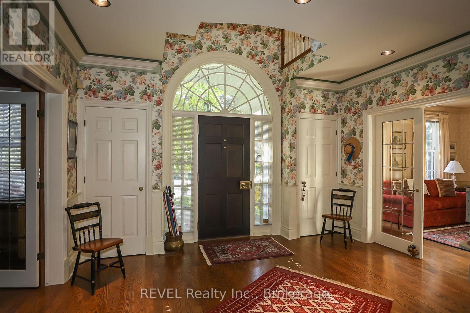 411 Victoria Street, Niagara-On-The-Lake, Ontario  L0S 1J0 - Photo 9 - X12322733