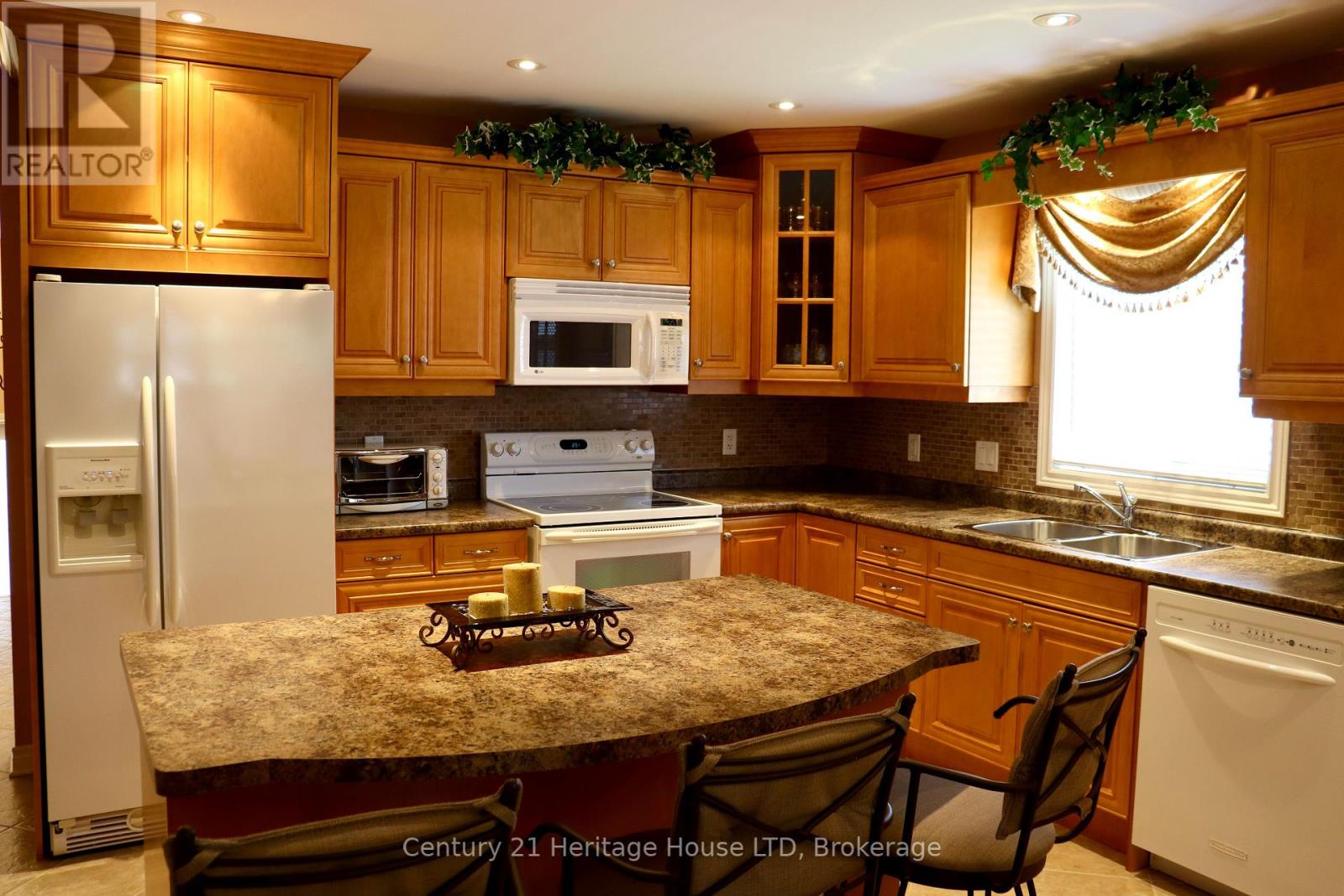 8292 Feren Drive S, Niagara Falls, Ontario  L2H 3M9 - Photo 19 - X12323971