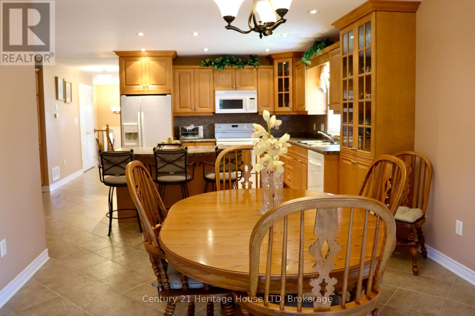 8292 Feren Drive S, Niagara Falls, Ontario  L2H 3M9 - Photo 22 - X12323971