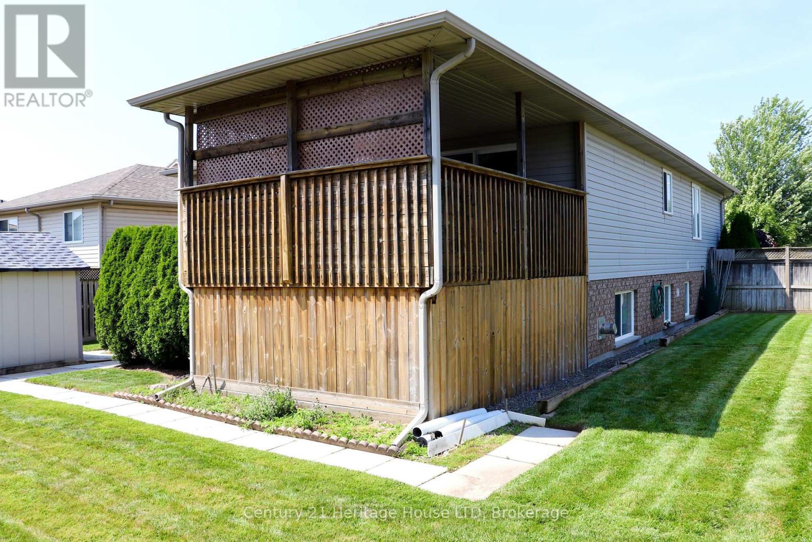 8292 Feren Drive S, Niagara Falls, Ontario  L2H 3M9 - Photo 9 - X12323971