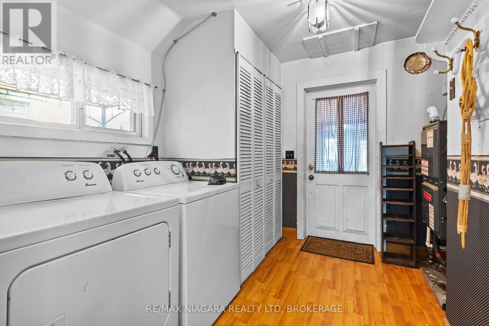 44 Park Street, Port Colborne, Ontario  L3K 3H9 - Photo 16 - X12324955