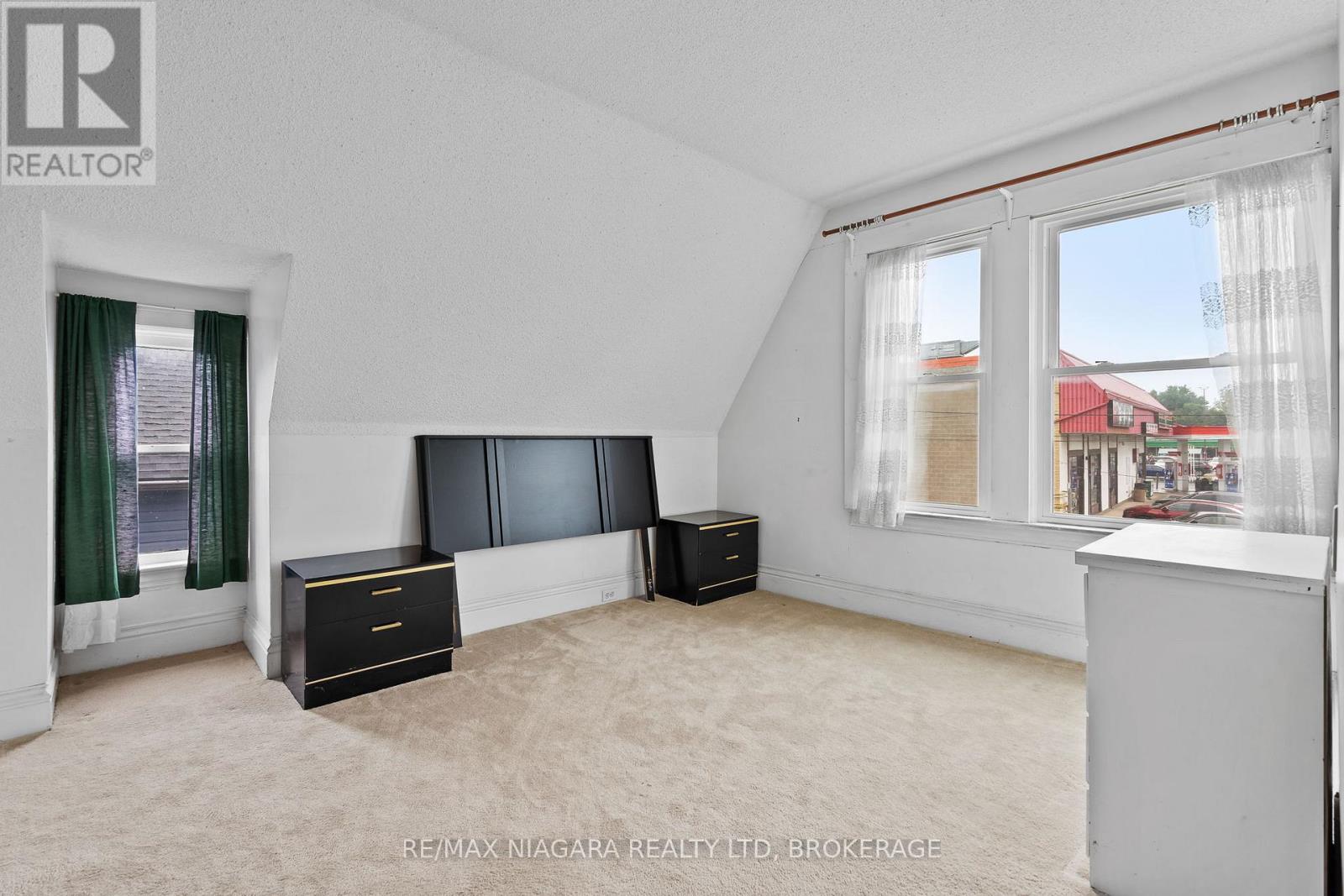 44 Park Street, Port Colborne, Ontario  L3K 3H9 - Photo 20 - X12324955