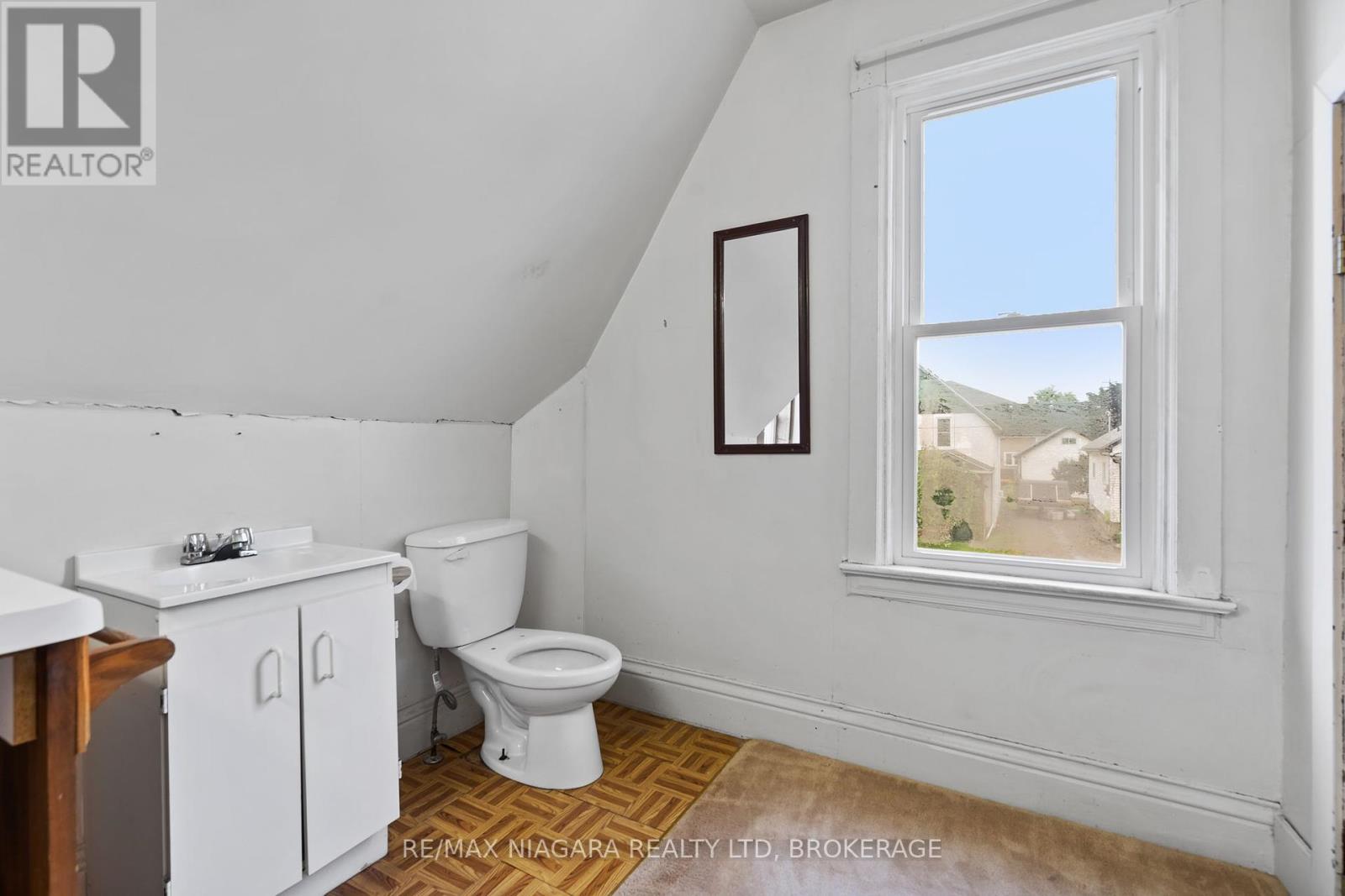 44 Park Street, Port Colborne, Ontario  L3K 3H9 - Photo 23 - X12324955